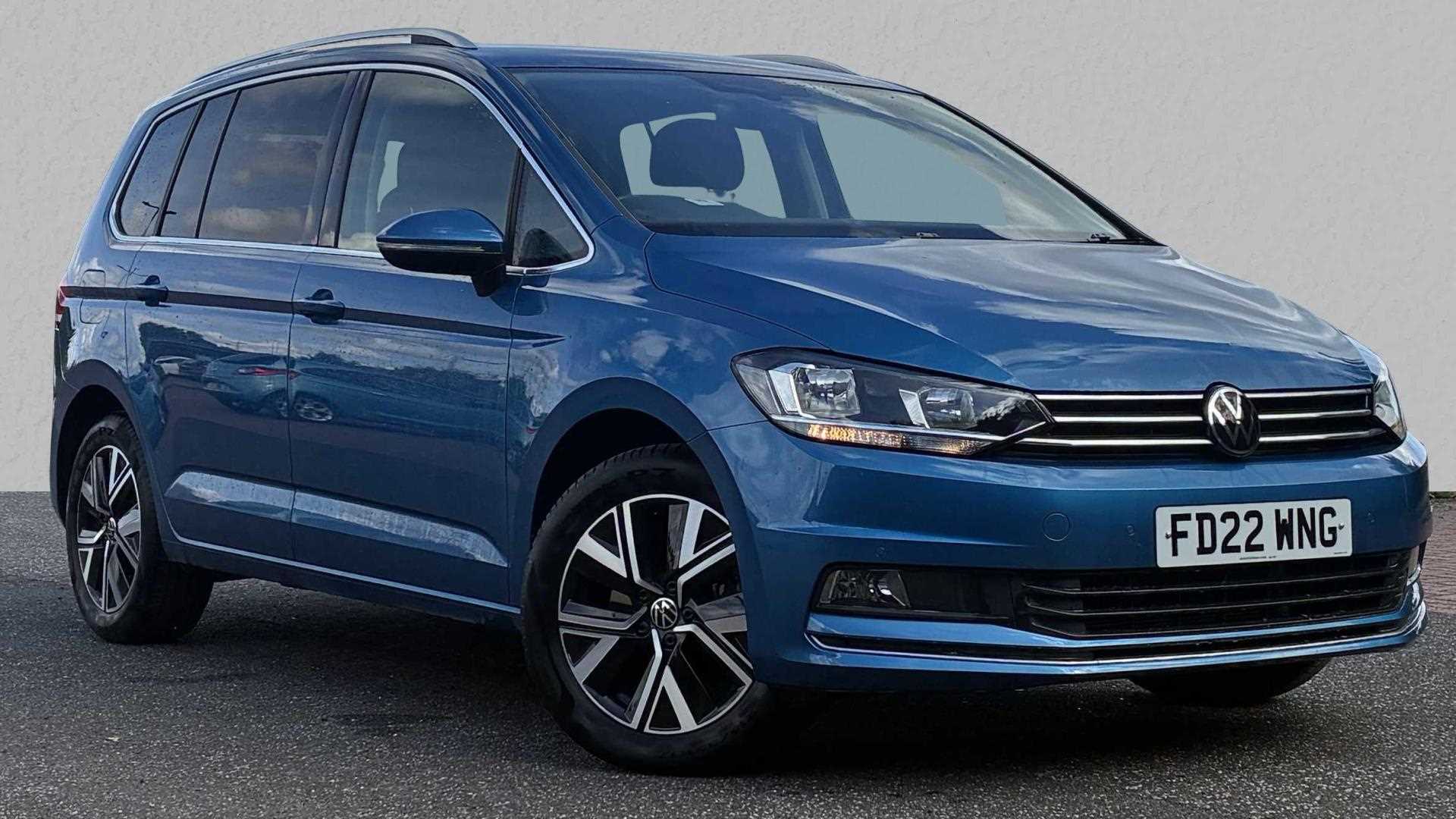 Main listing image - Volkswagen Touran