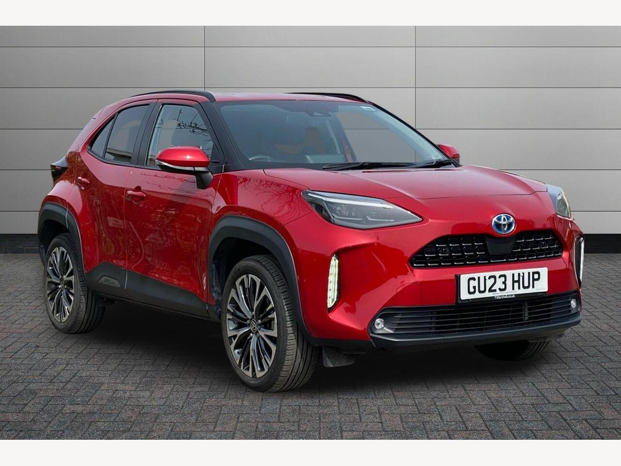 Main listing image - Toyota Yaris Cross