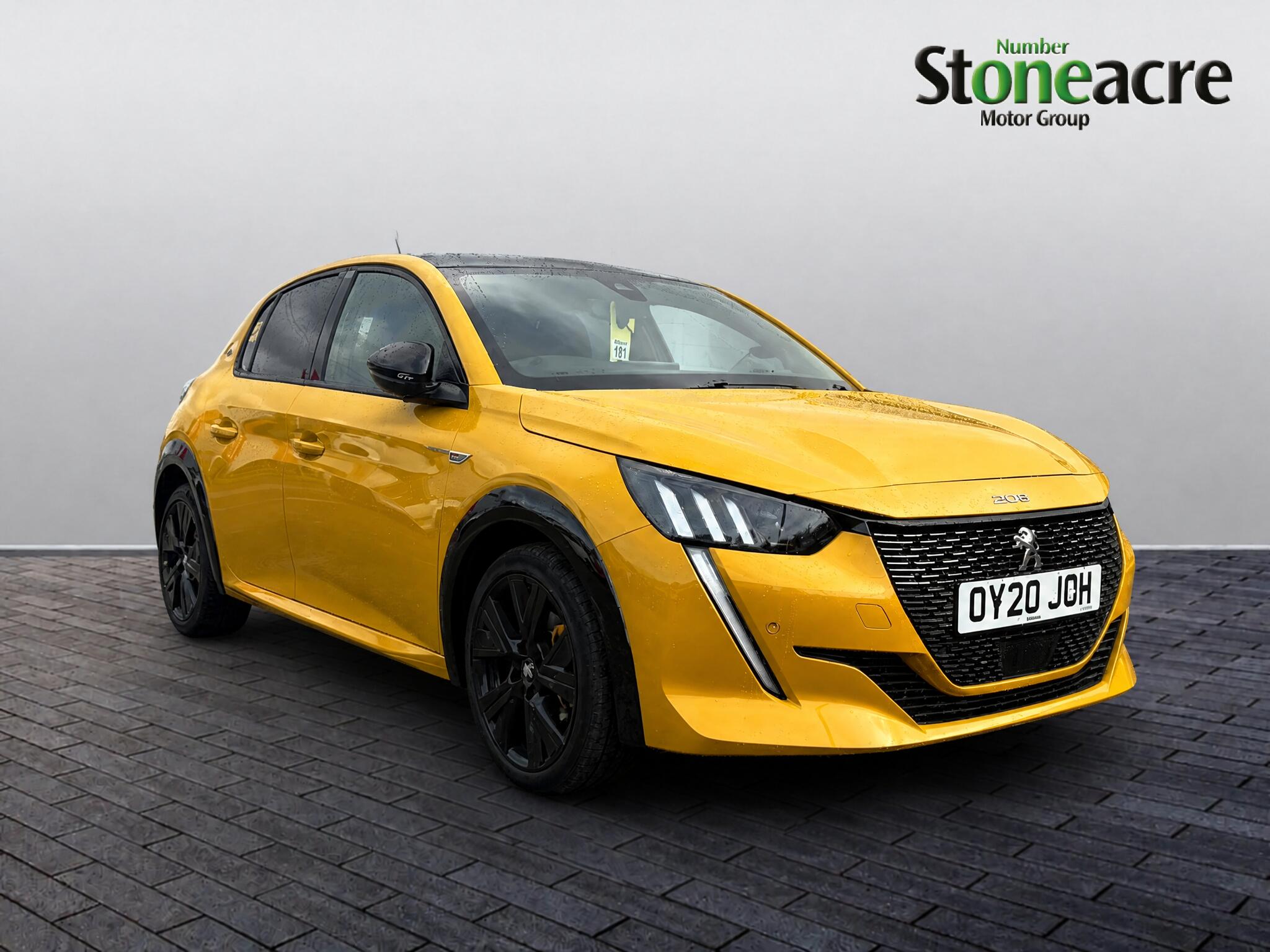 Main listing image - Peugeot 208