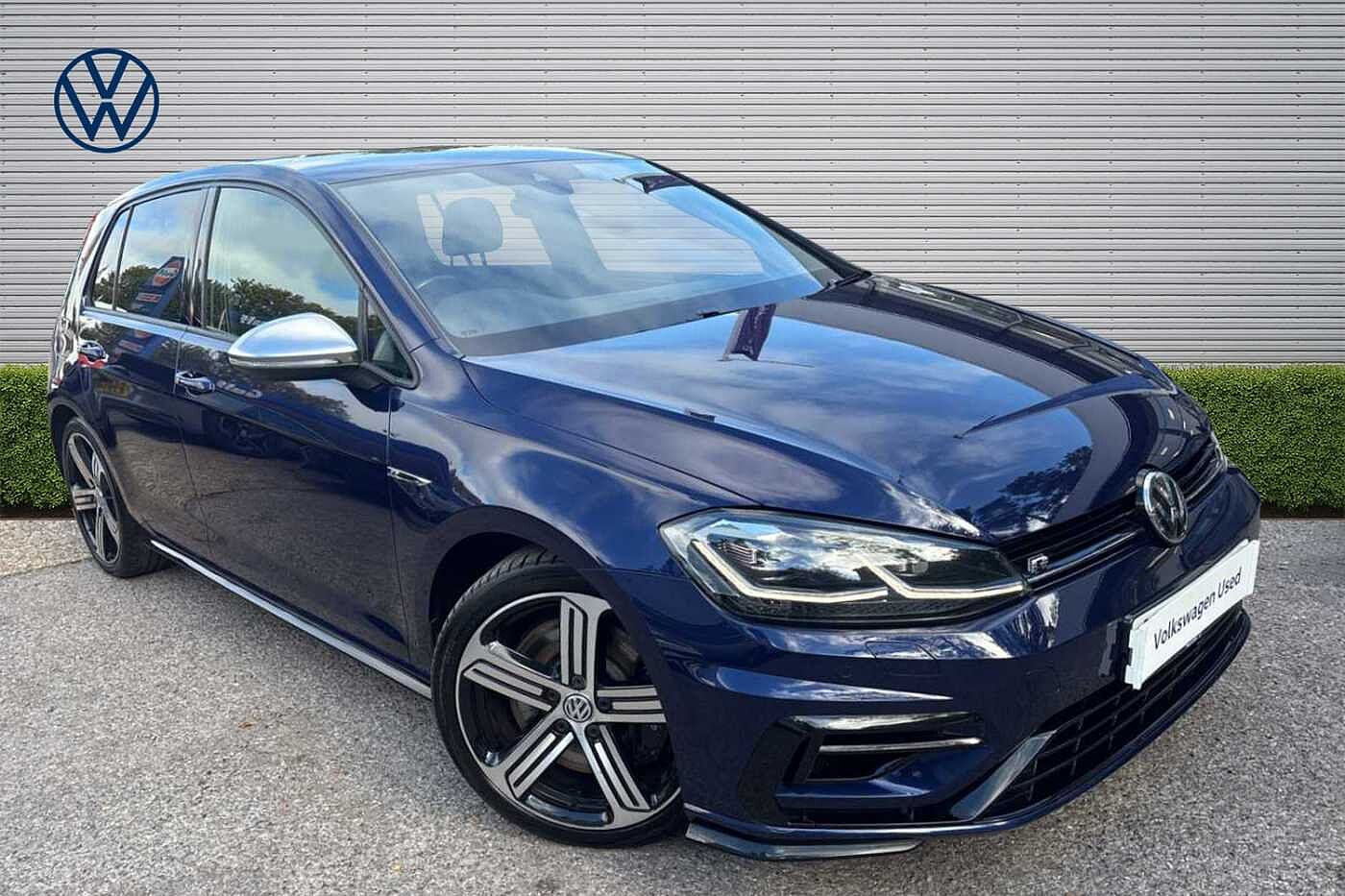 Main listing image - Volkswagen Golf