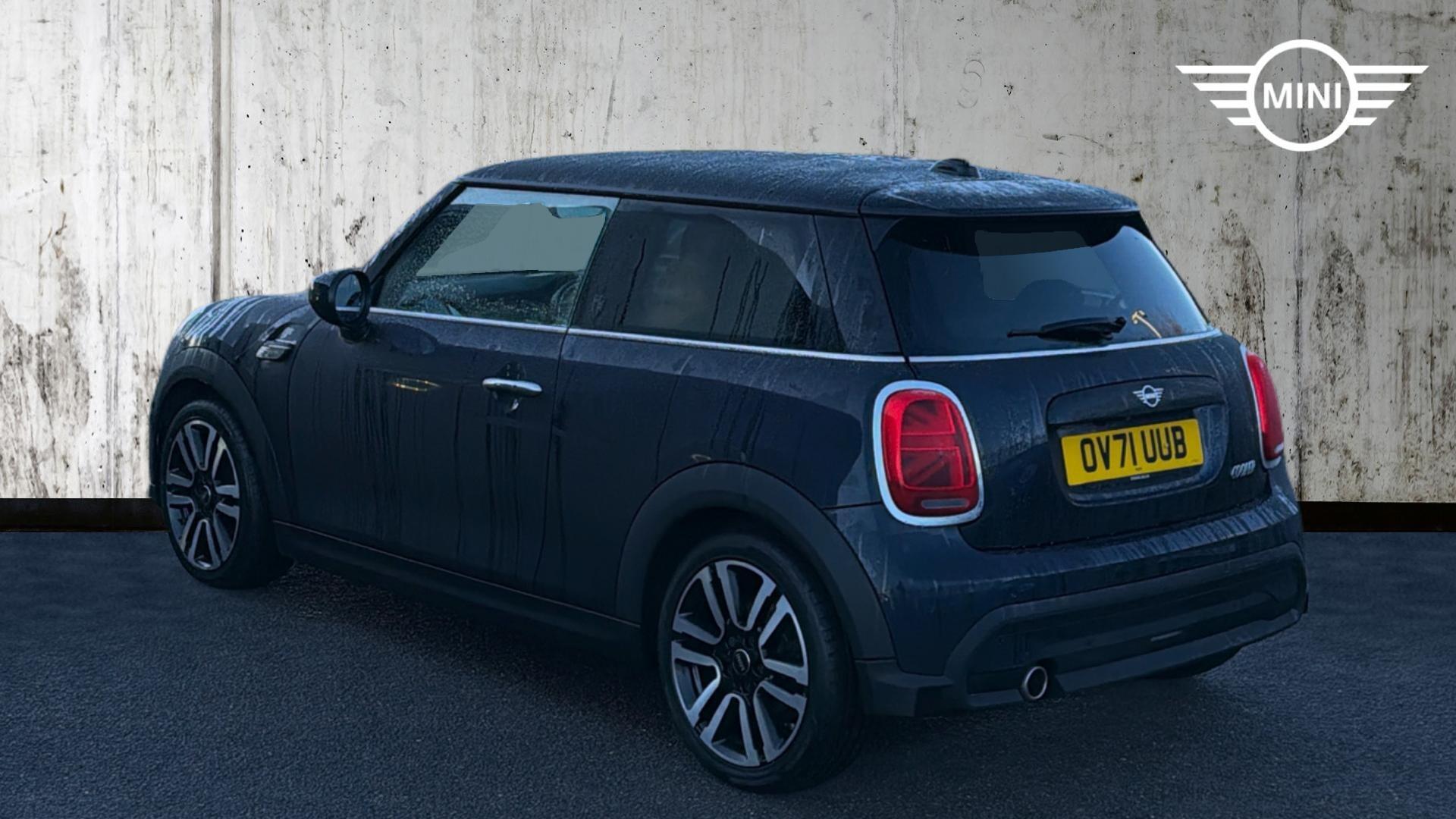 Main listing image - MINI Hatchback