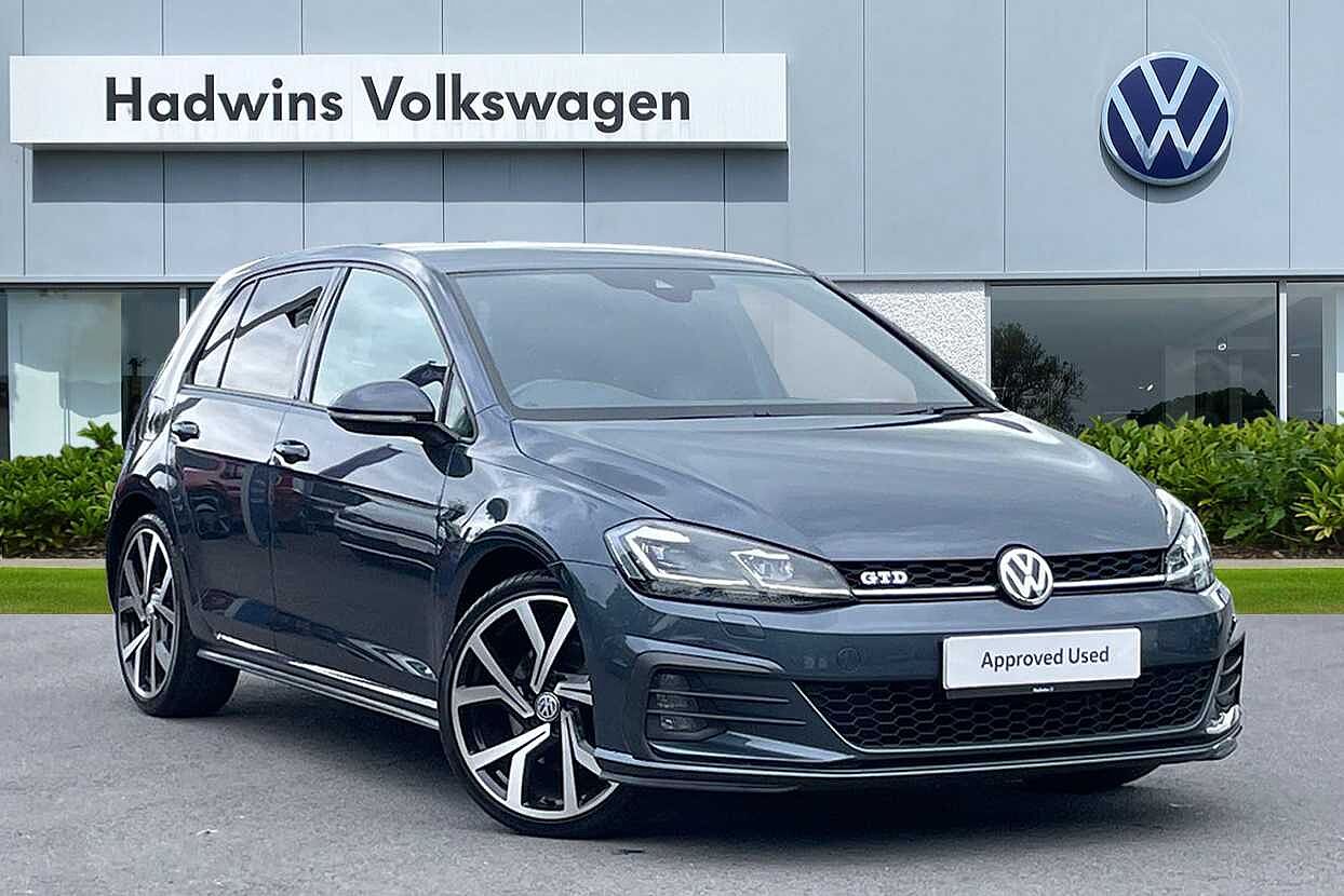 Main listing image - Volkswagen Golf