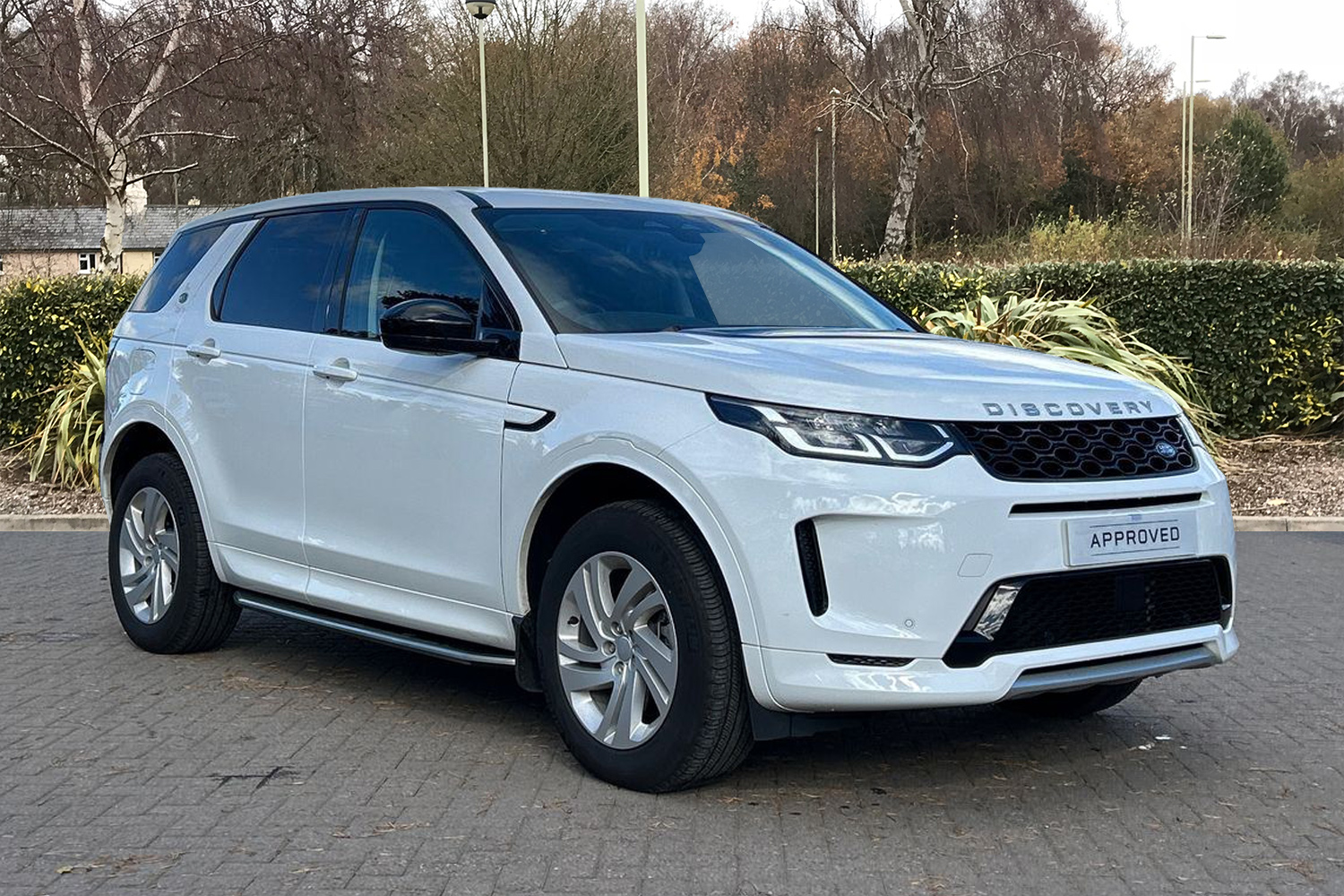 Main listing image - Land Rover Discovery Sport