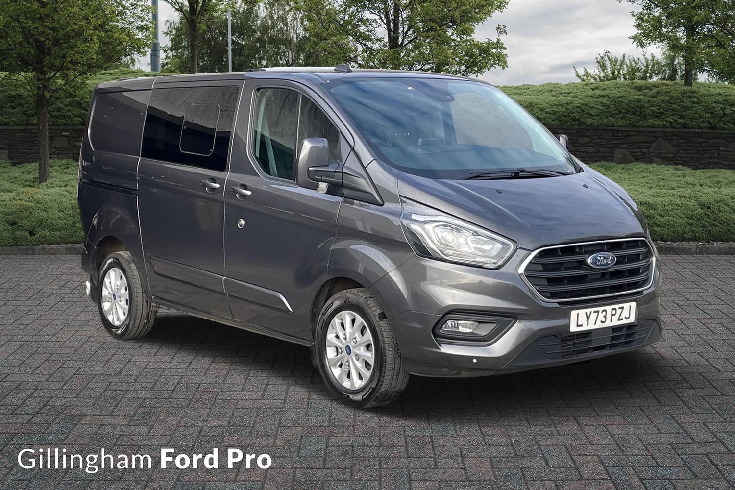 Main listing image - Ford Transit Custom