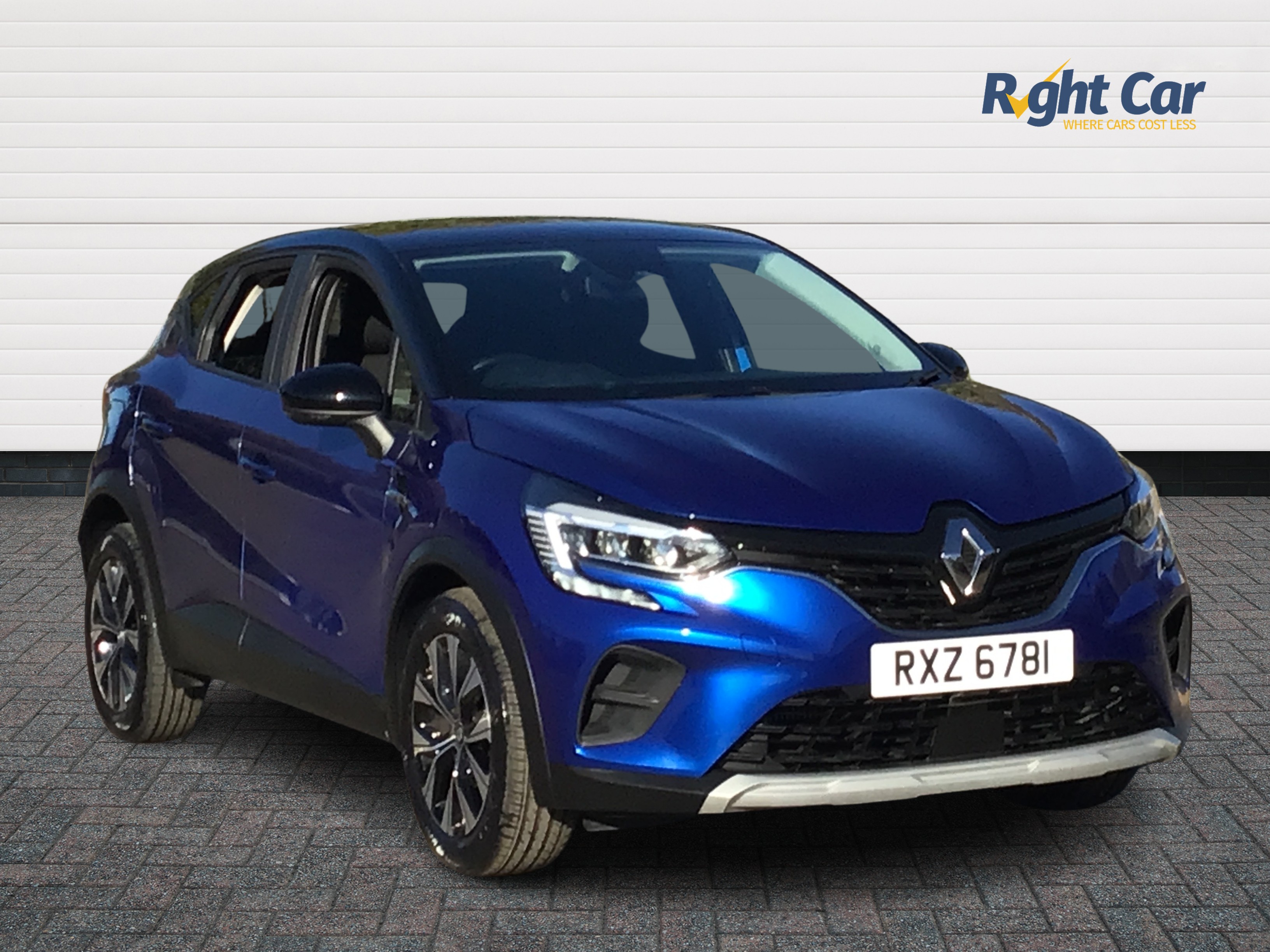 Main listing image - Renault Captur