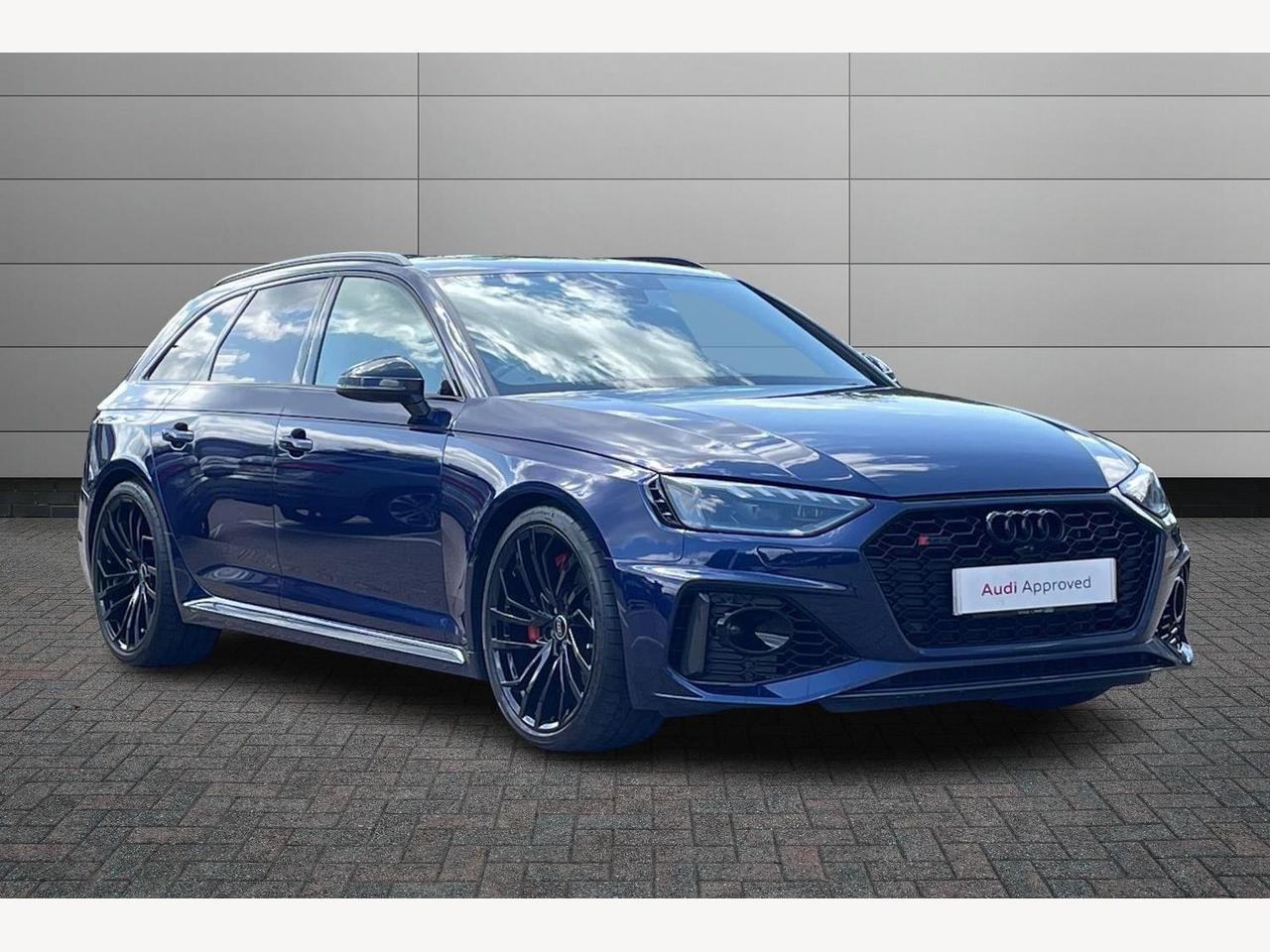 Main listing image - Audi RS4