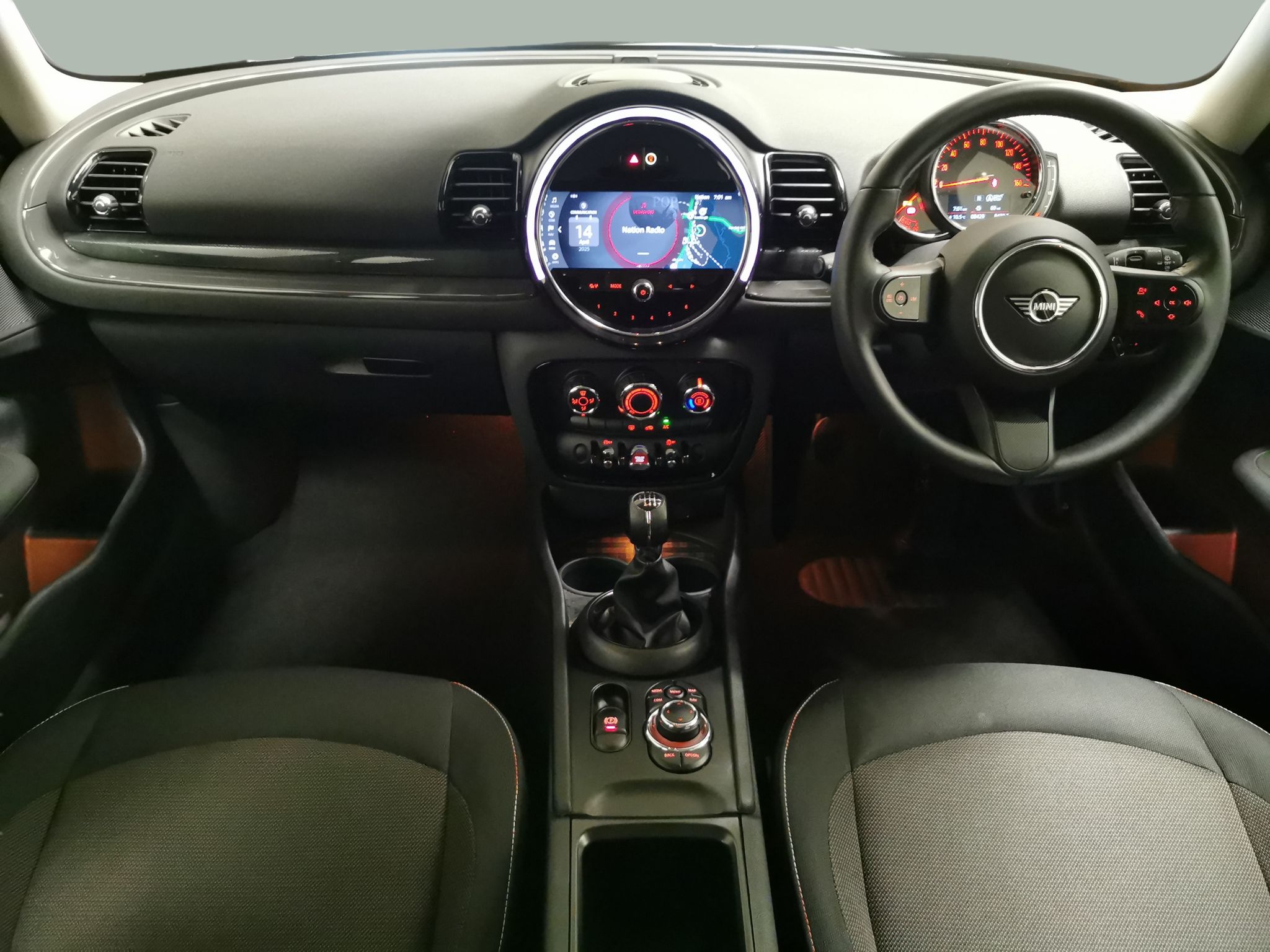 Main listing image - MINI Clubman