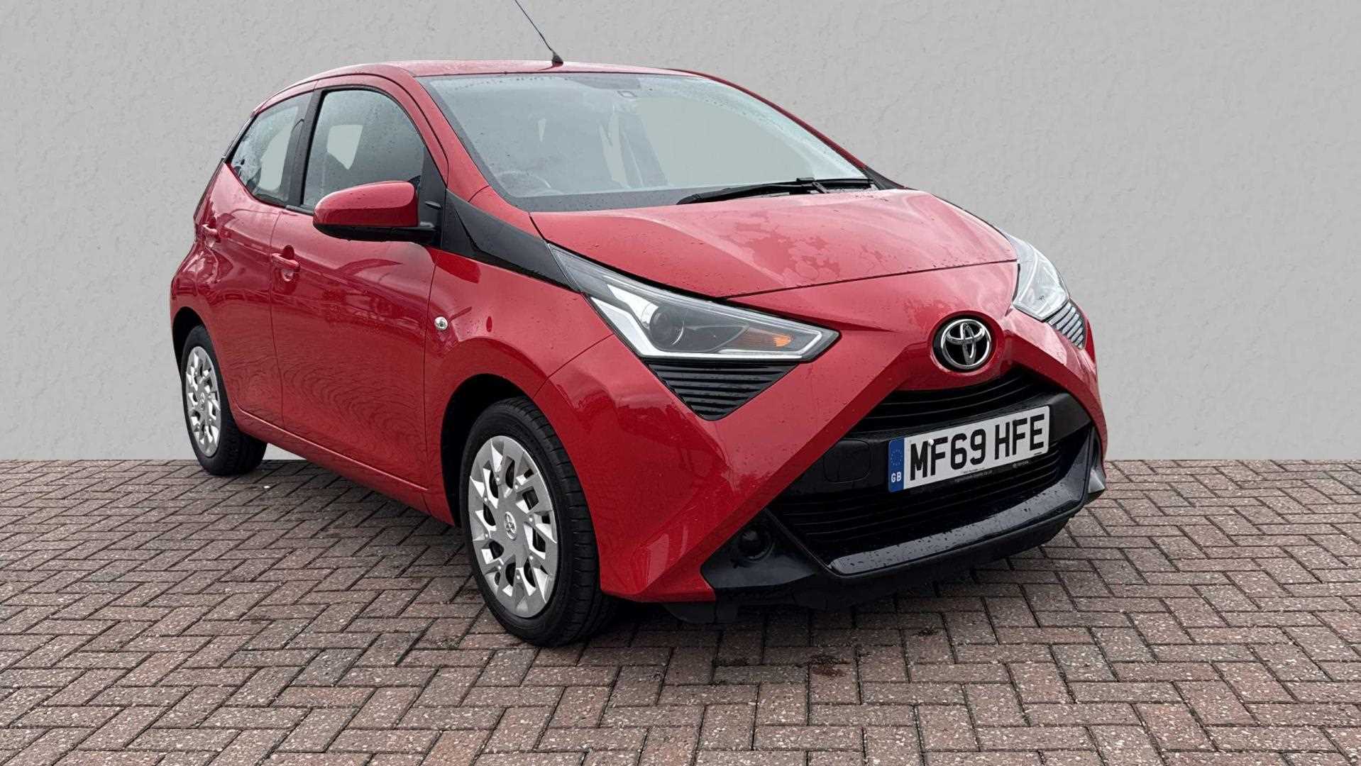 Main listing image - Toyota Aygo