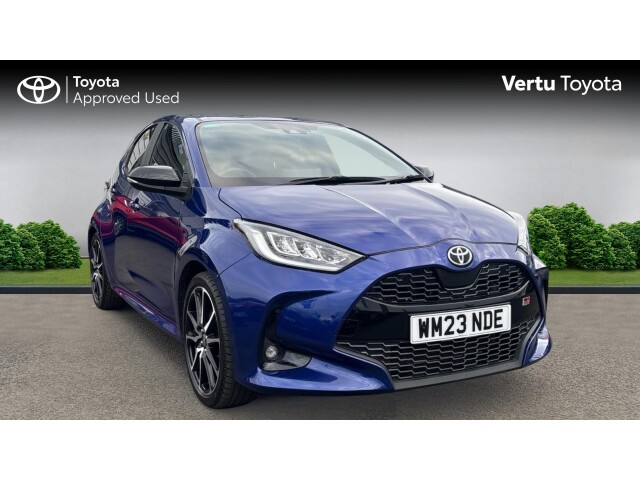 Main listing image - Toyota Yaris