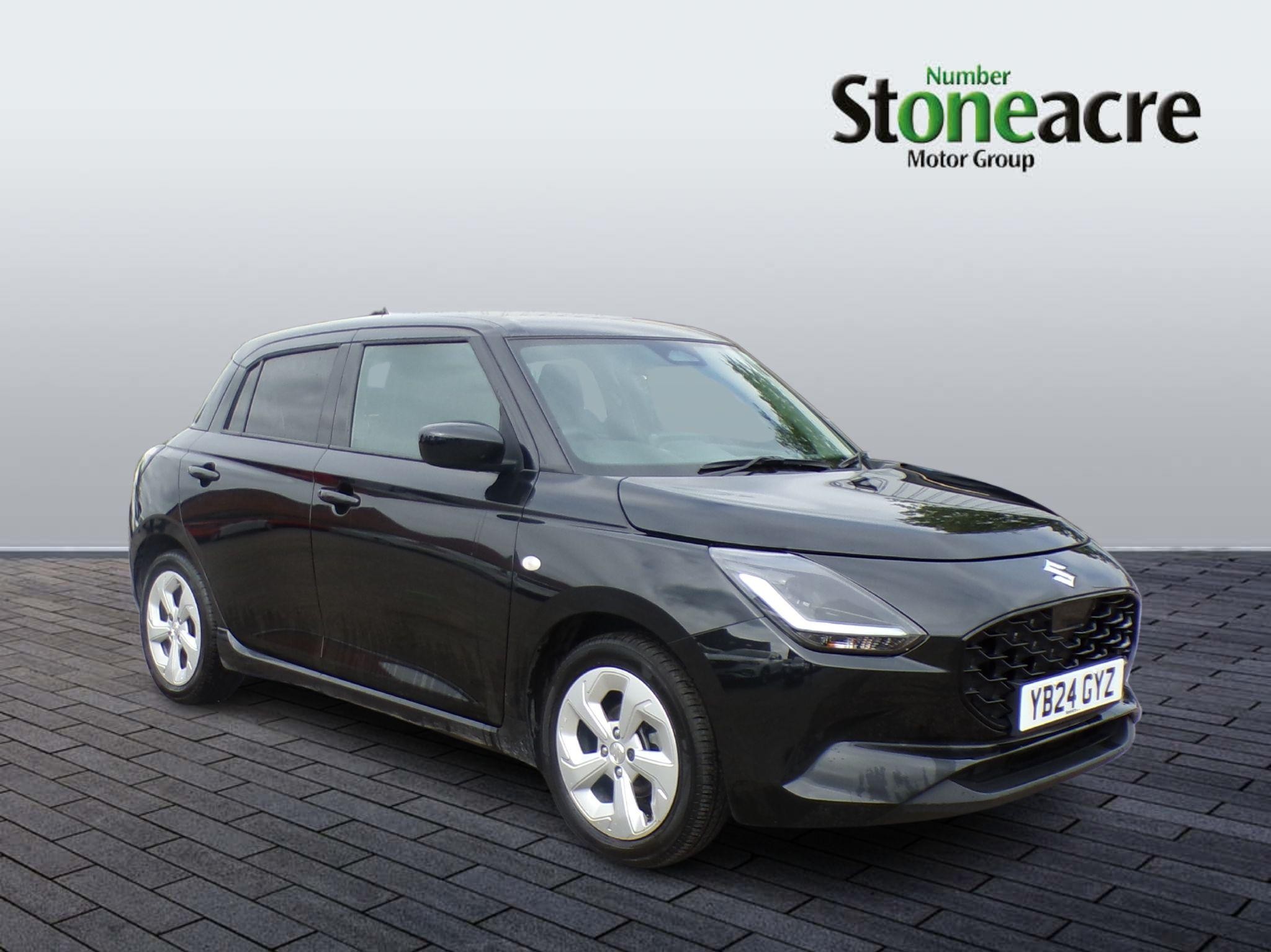 Main listing image - Suzuki Swift