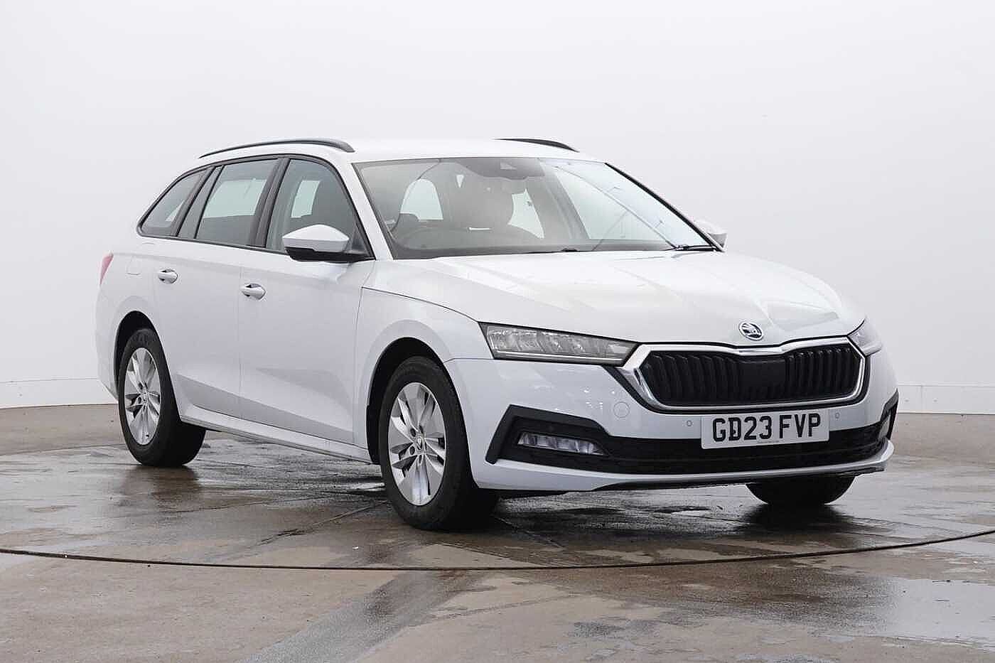 Main listing image - Skoda Octavia Estate