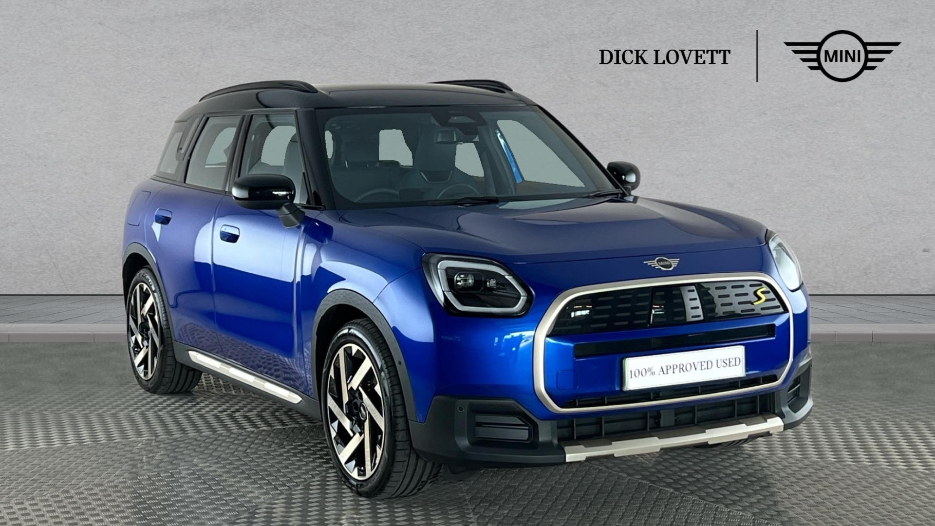 Main listing image - MINI Countryman