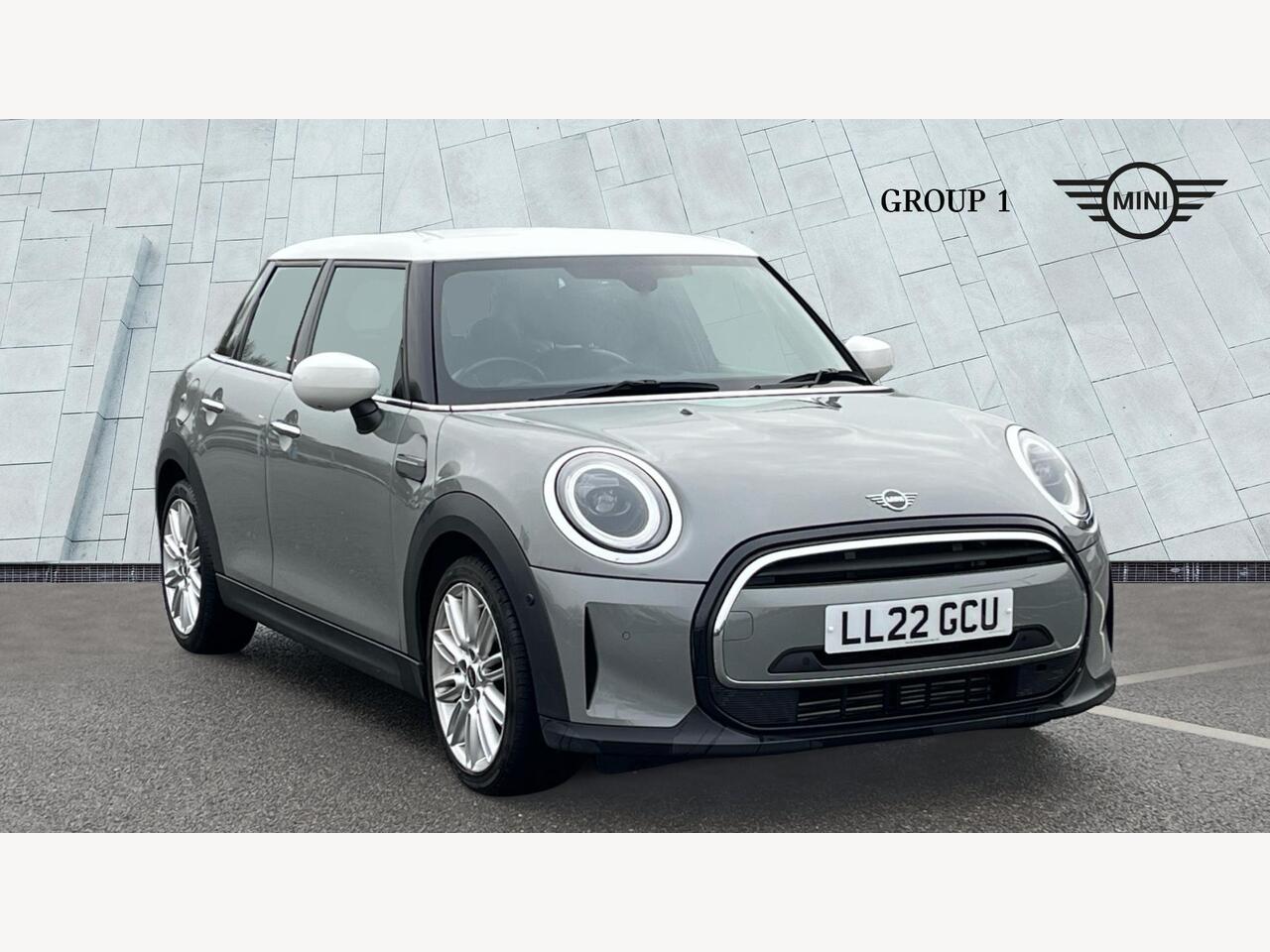 Main listing image - MINI Hatchback 5dr