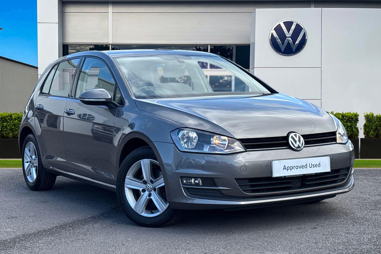 Main listing image - Volkswagen Golf