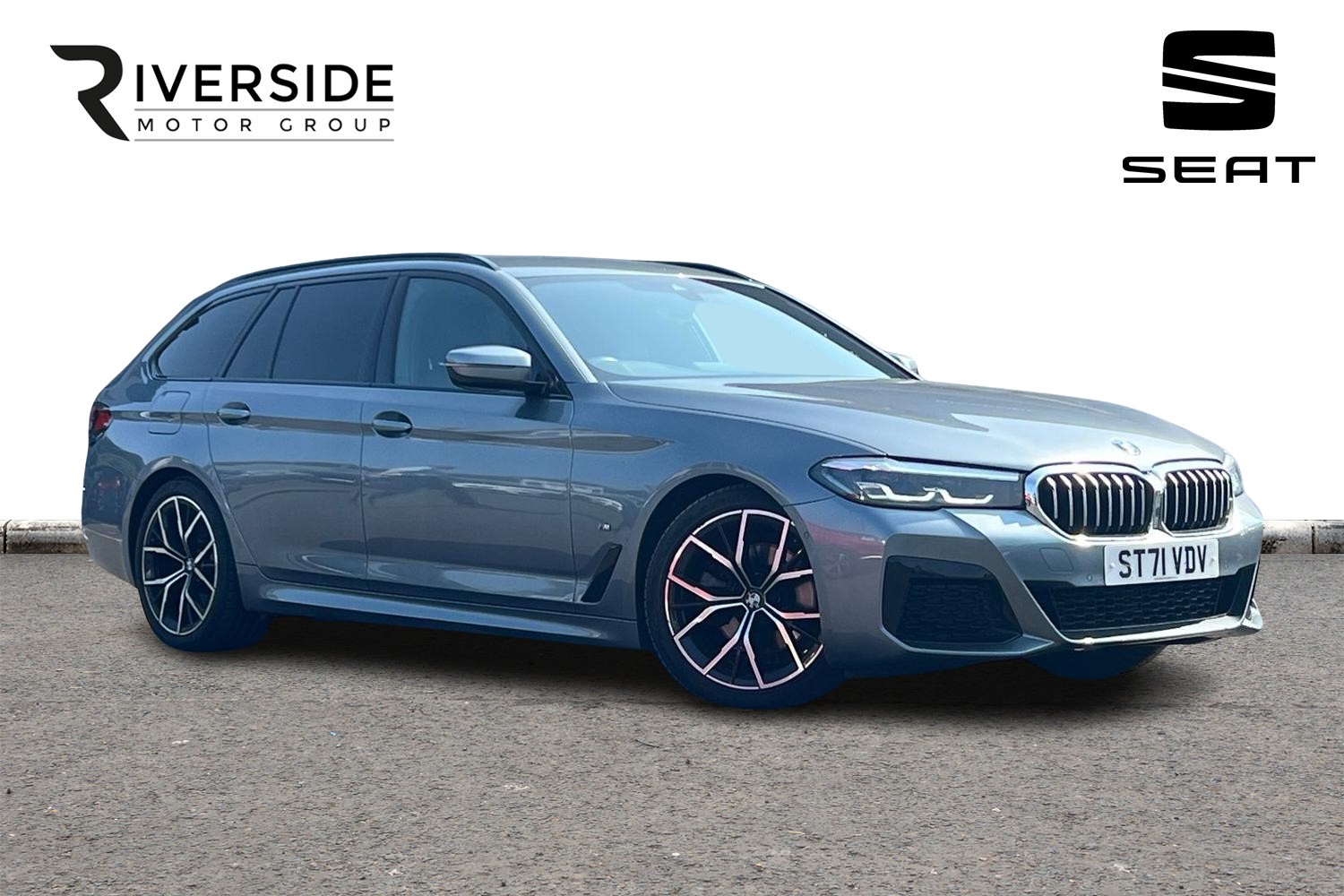Main listing image - BMW 5 Series Touring