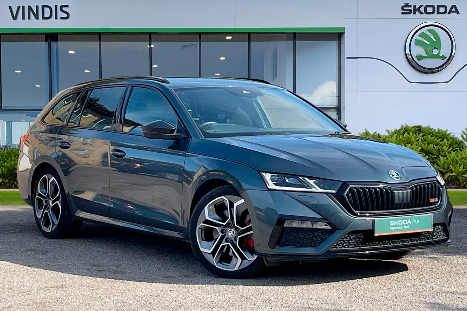 Main listing image - Skoda Octavia Estate