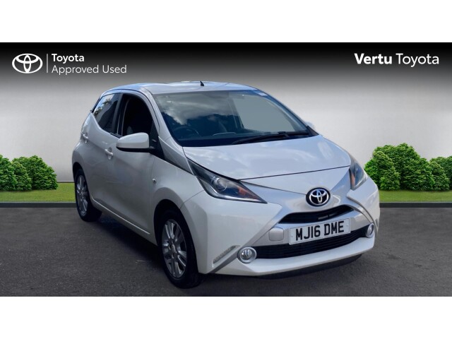 Main listing image - Toyota Aygo