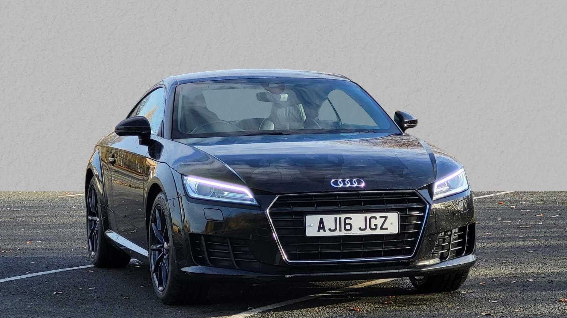 Main listing image - Audi TT