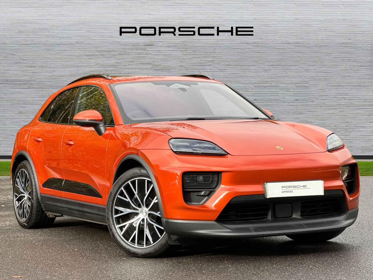 Main listing image - Porsche Macan