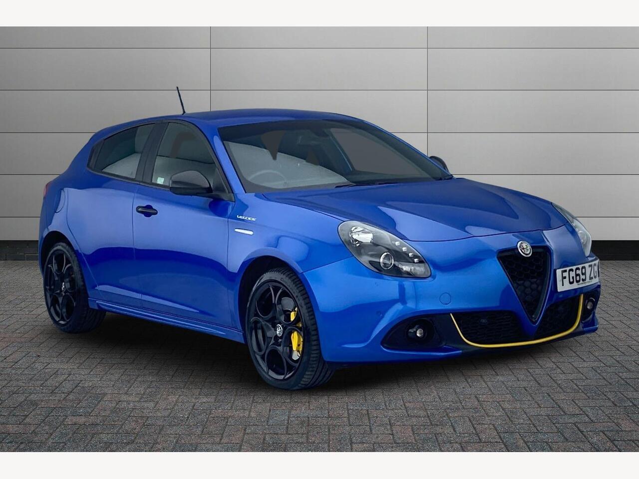 Main listing image - Alfa Romeo Giulietta