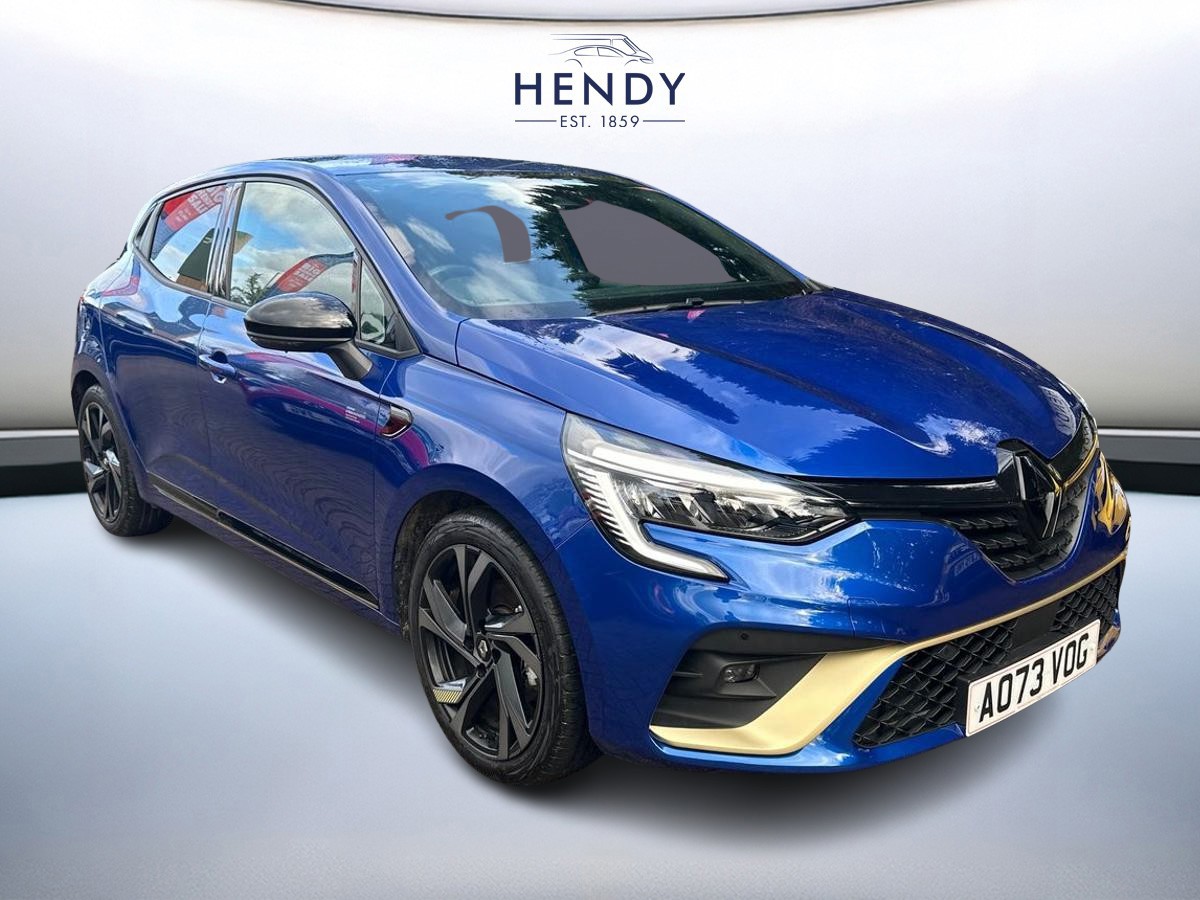 Main listing image - Renault Clio