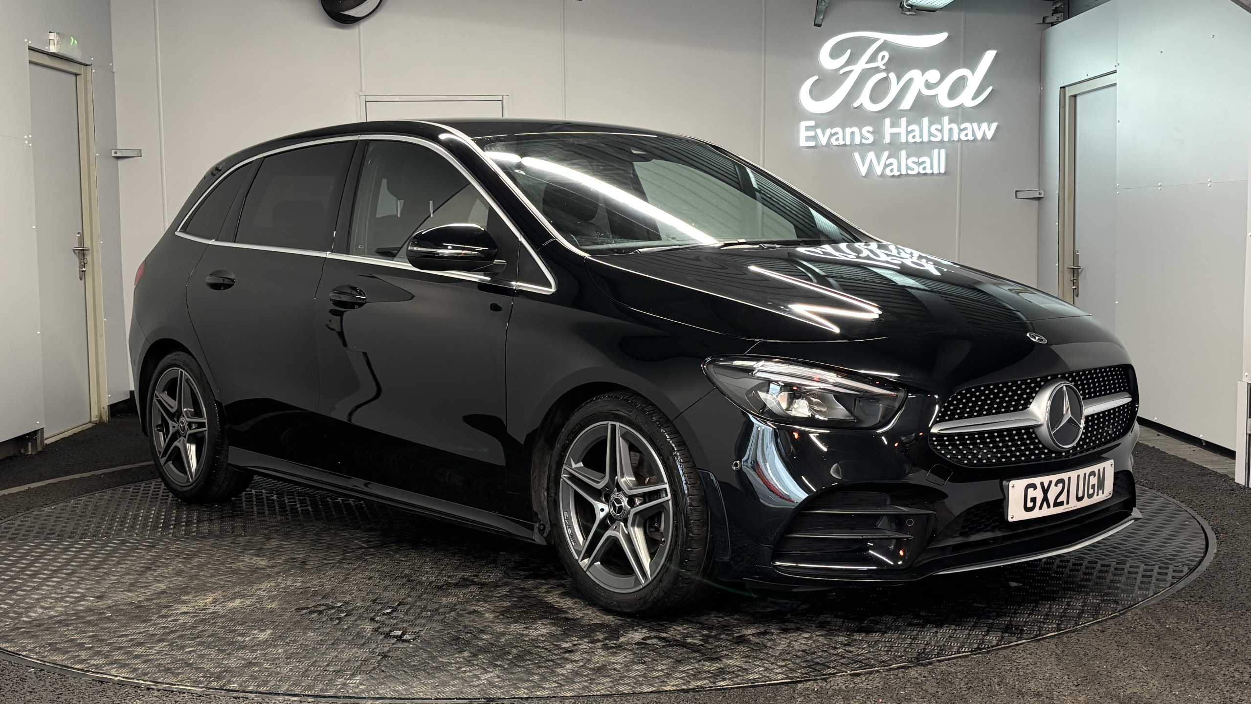 Main listing image - Mercedes-Benz B-Class