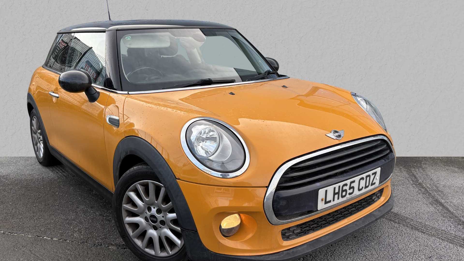 Main listing image - MINI Hatchback