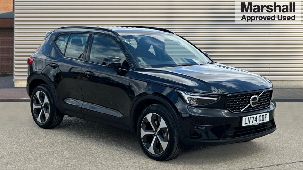 Main listing image - Volvo XC40
