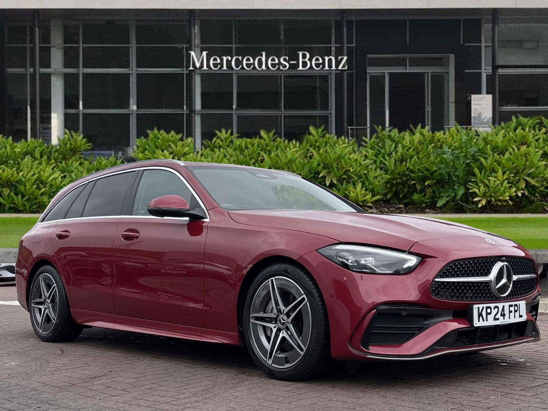 Main listing image - Mercedes-Benz C-Class Estate