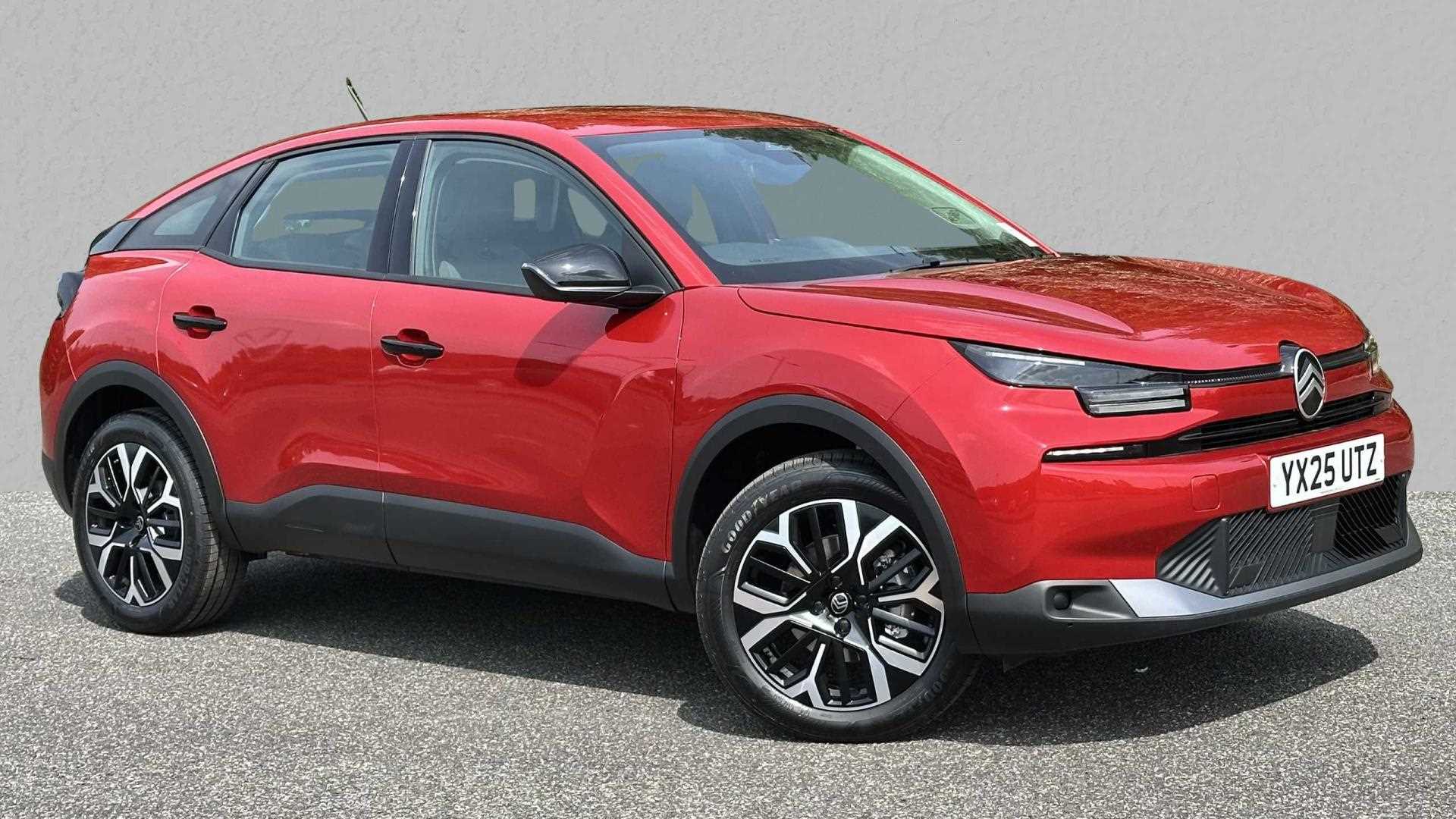 Main listing image - Citroen C4
