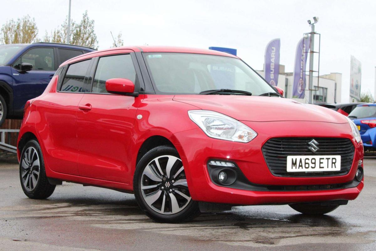 Main listing image - Suzuki Swift
