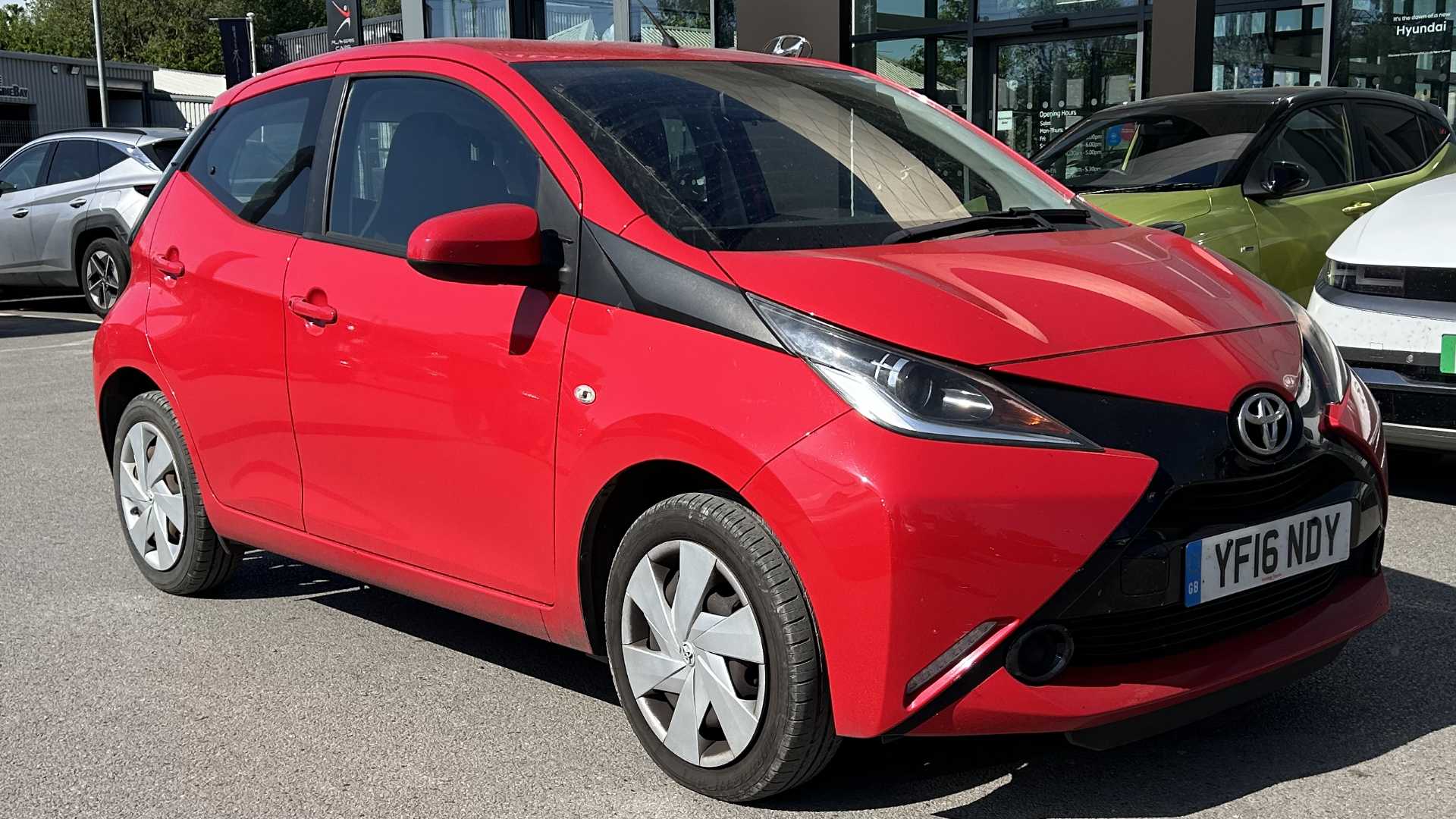 Main listing image - Toyota Aygo