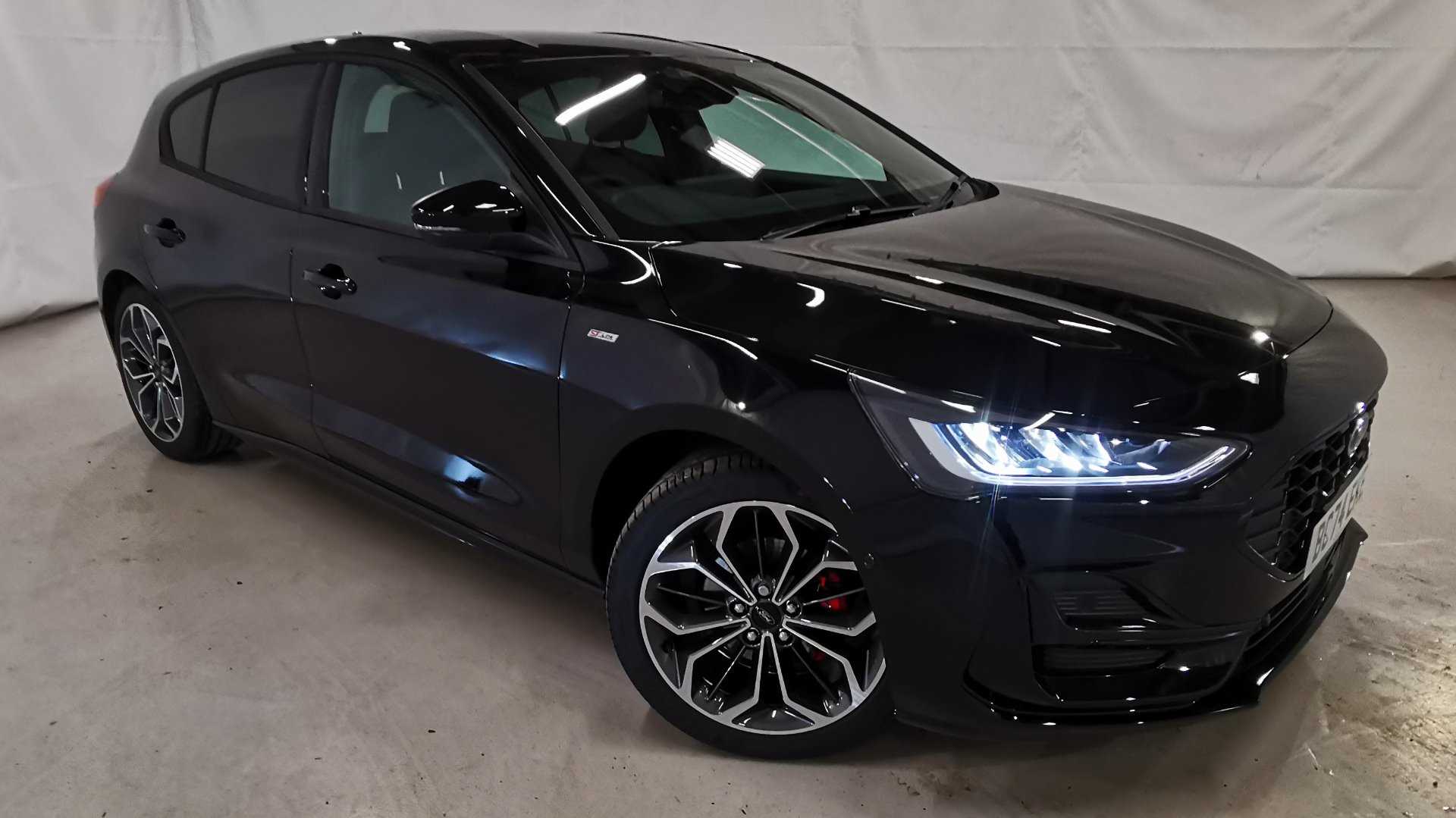 Main listing image - Ford Focus