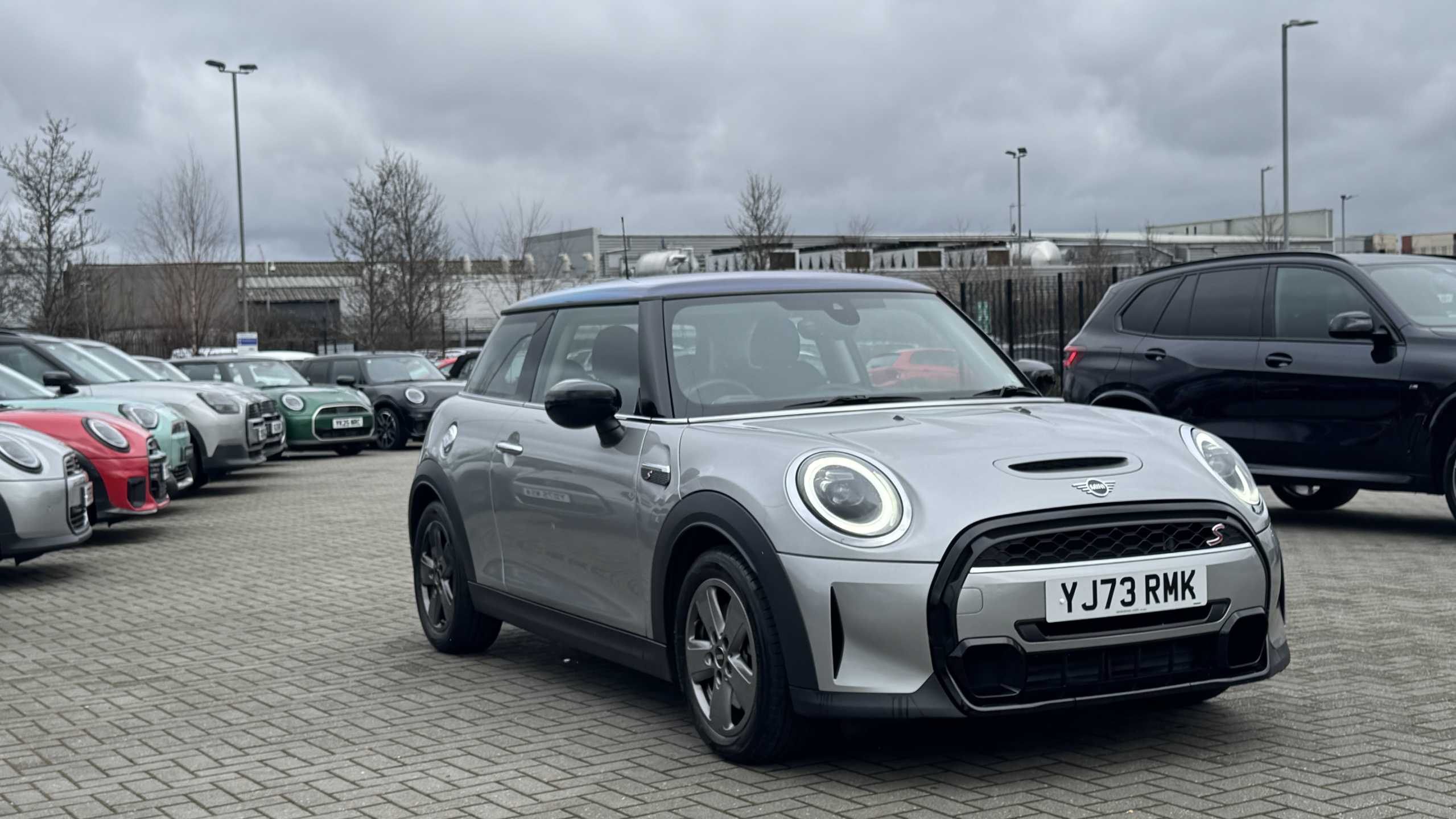 Main listing image - MINI Hatchback