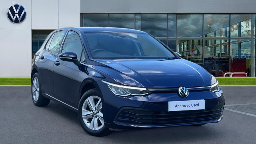 Main listing image - Volkswagen Golf