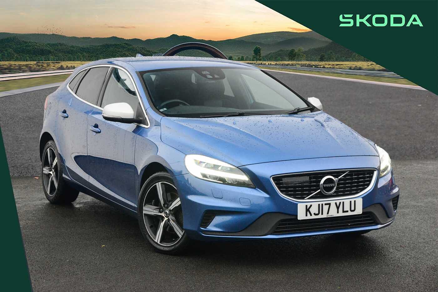 Main listing image - Volvo V40
