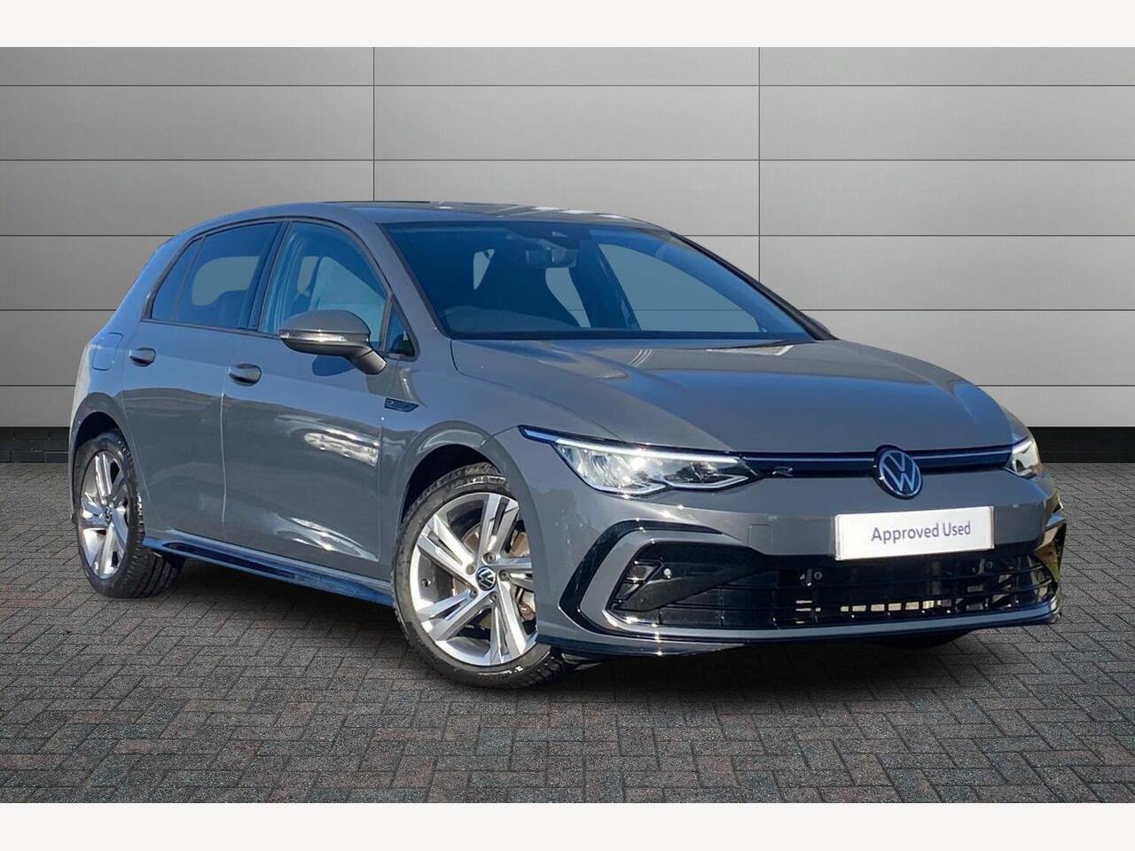 Main listing image - Volkswagen Golf