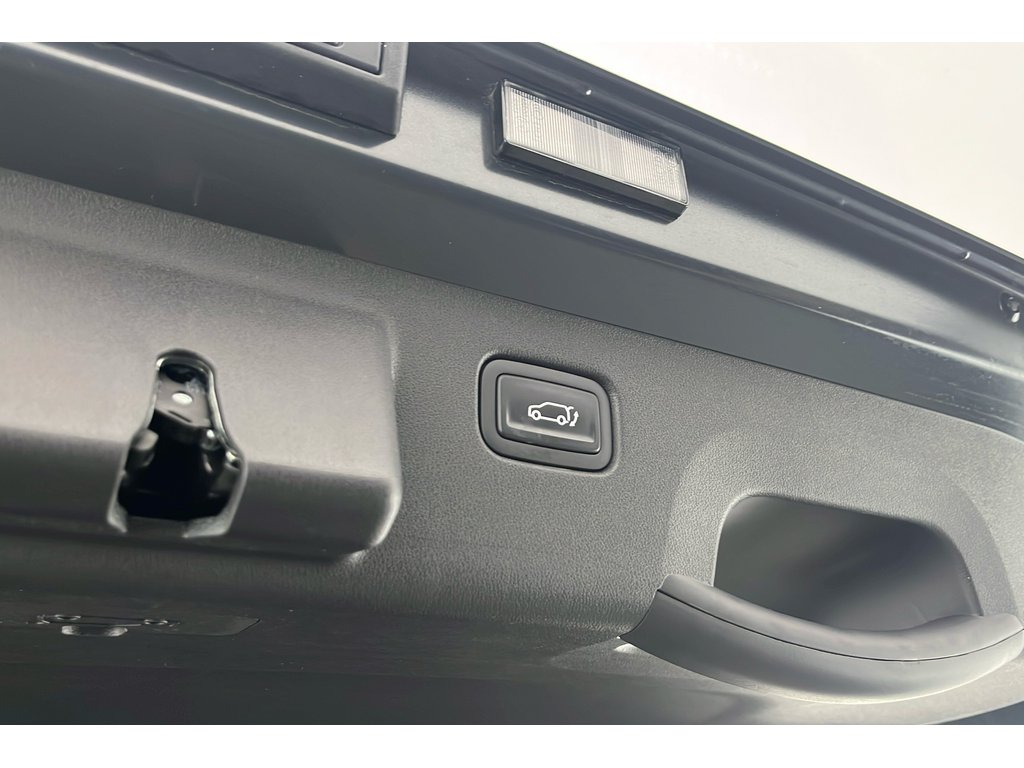 Main listing image - Kia Ev5