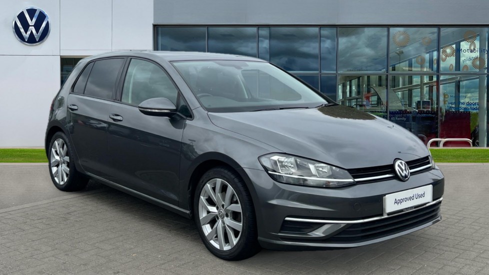 Main listing image - Volkswagen Golf