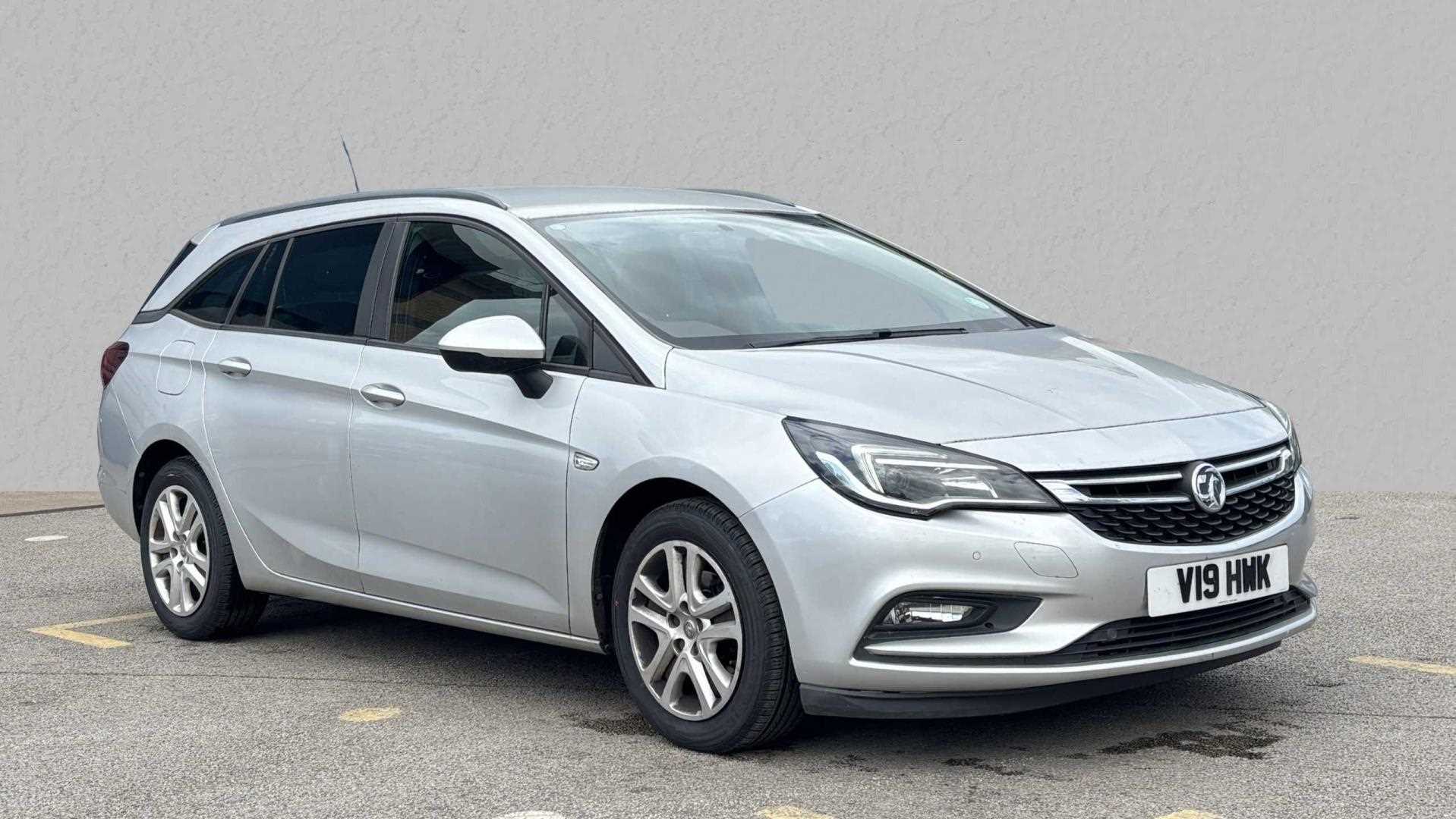 Main listing image - Vauxhall Astra Sports Tourer