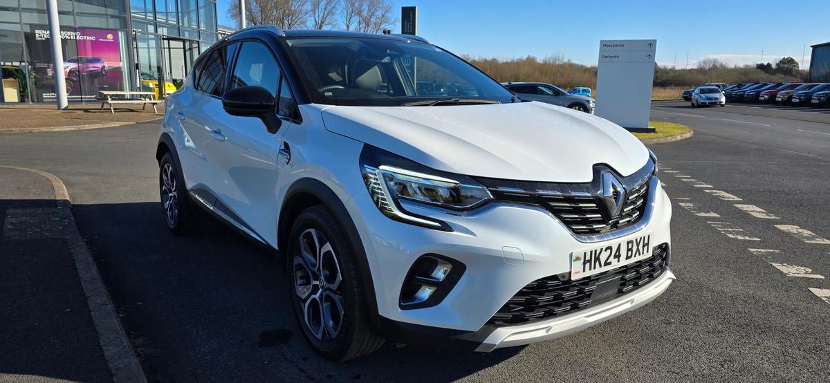 Main listing image - Renault Captur