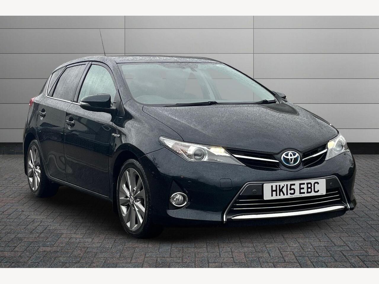 Main listing image - Toyota Auris