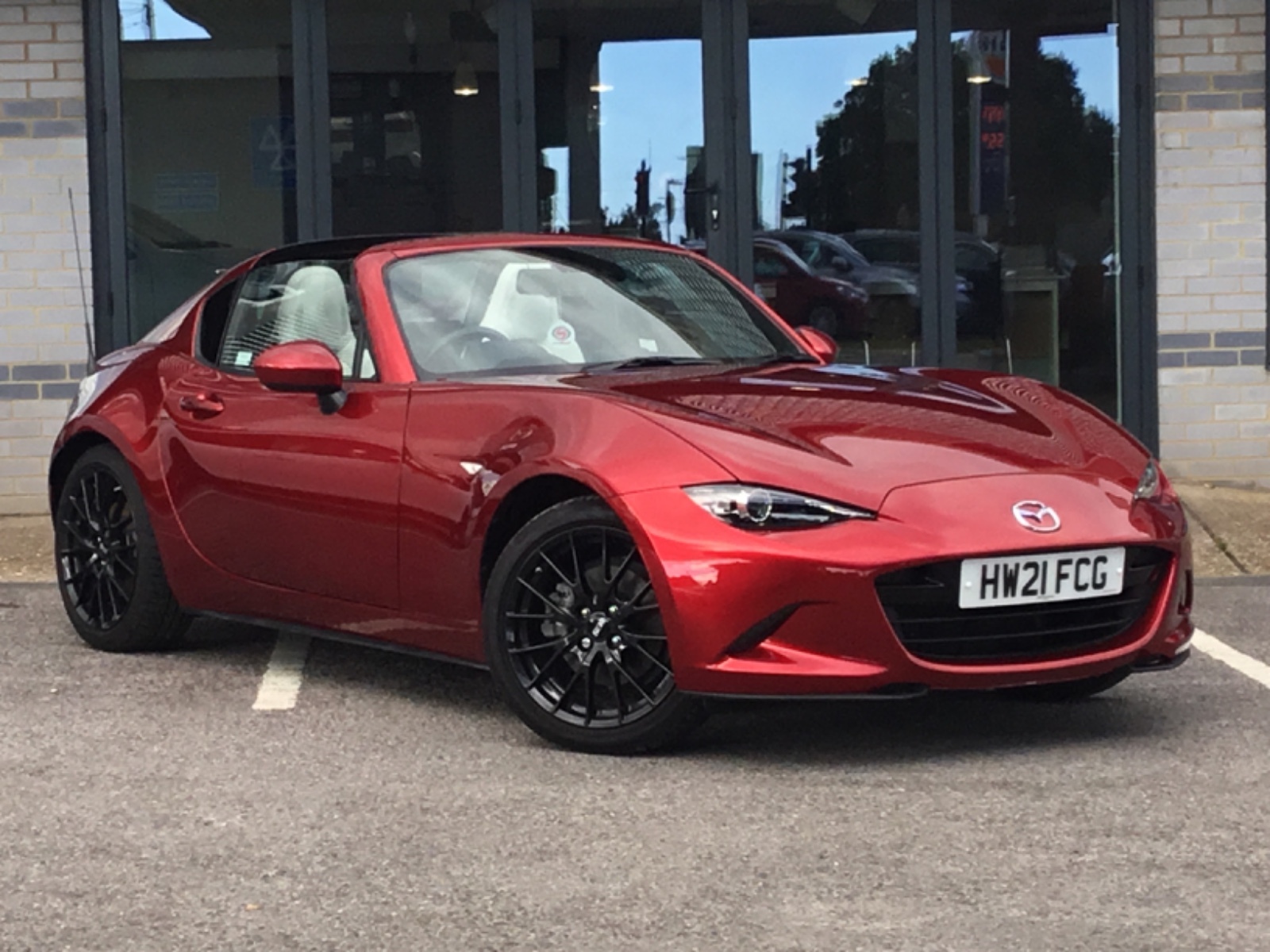 Main listing image - Mazda MX-5