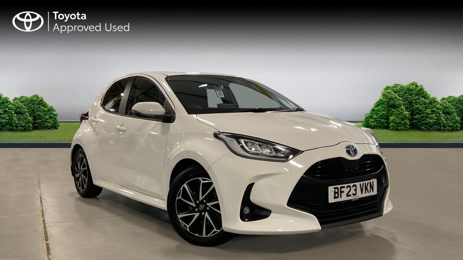 Main listing image - Toyota Yaris