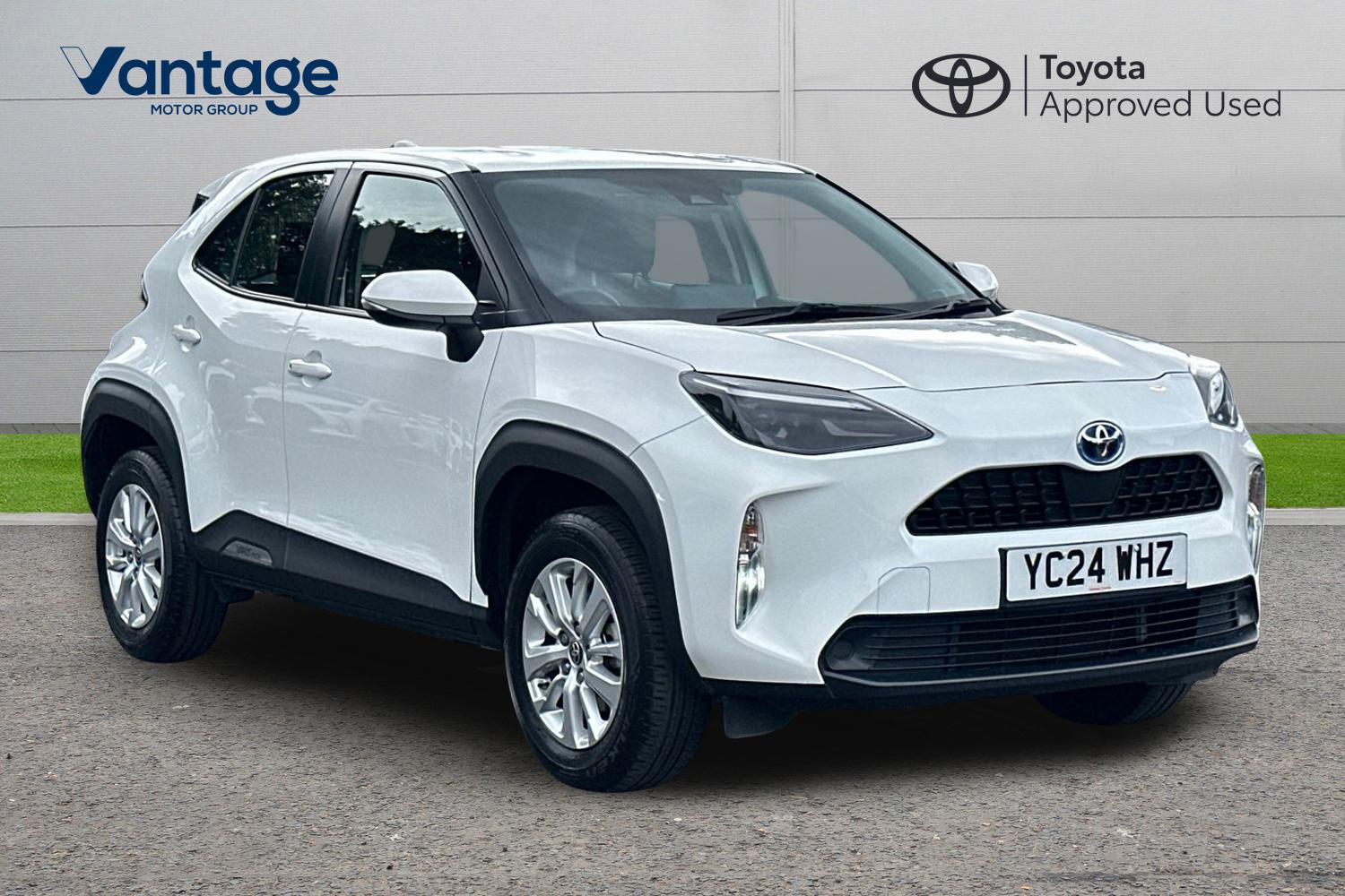 Main listing image - Toyota Yaris Cross