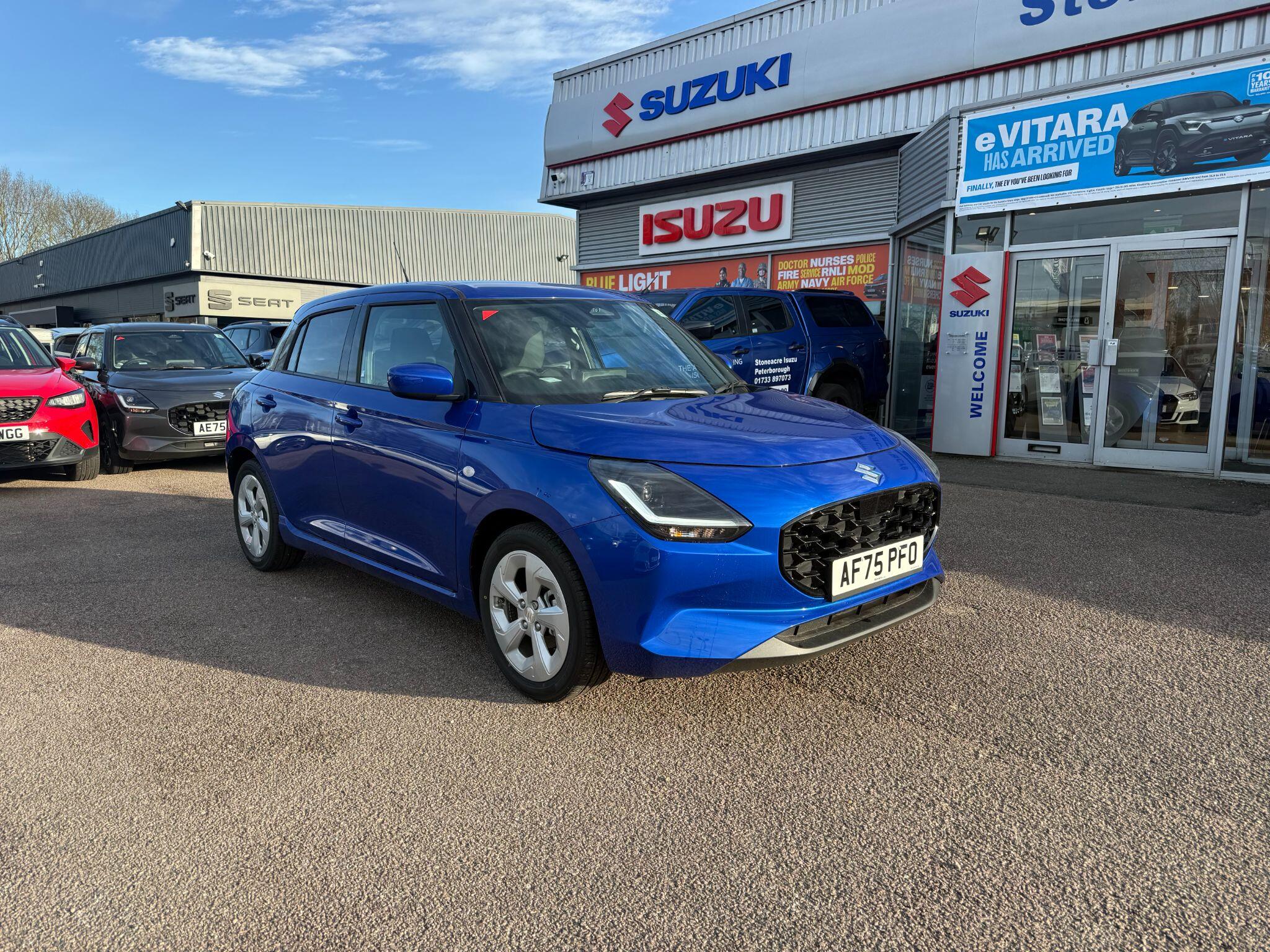 Main listing image - Suzuki Swift