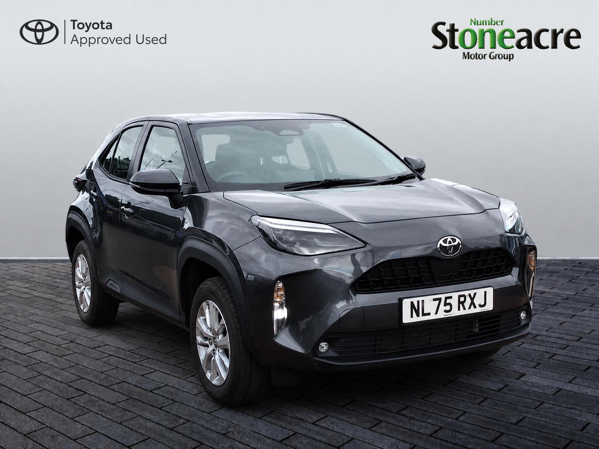 Main listing image - Toyota Yaris Cross