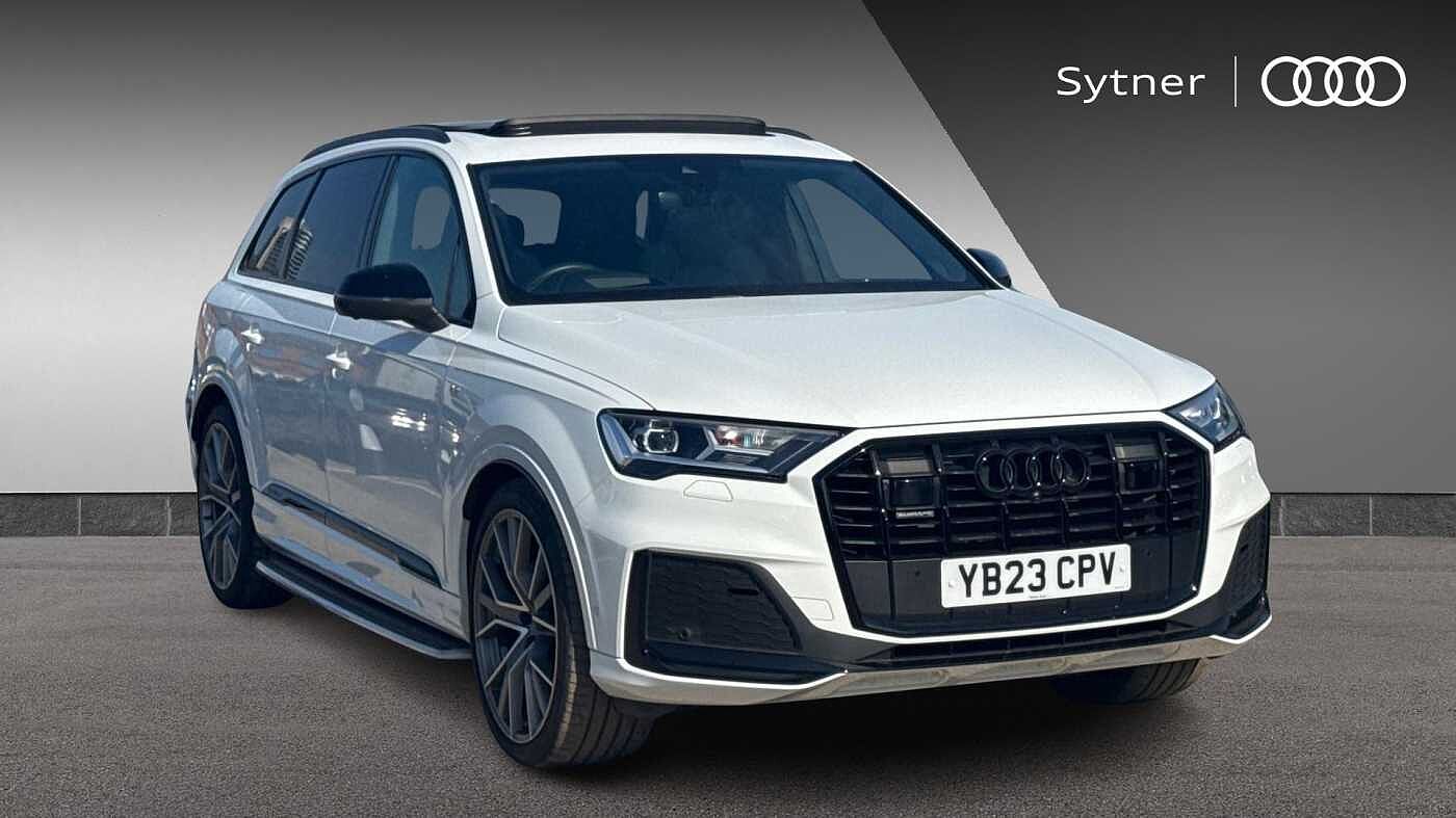 Main listing image - Audi Q7