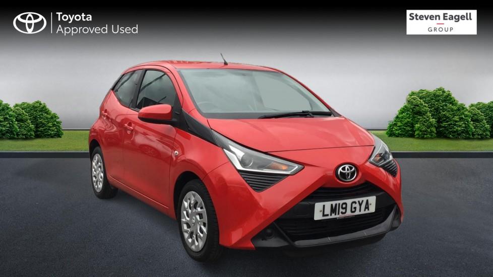 Main listing image - Toyota Aygo