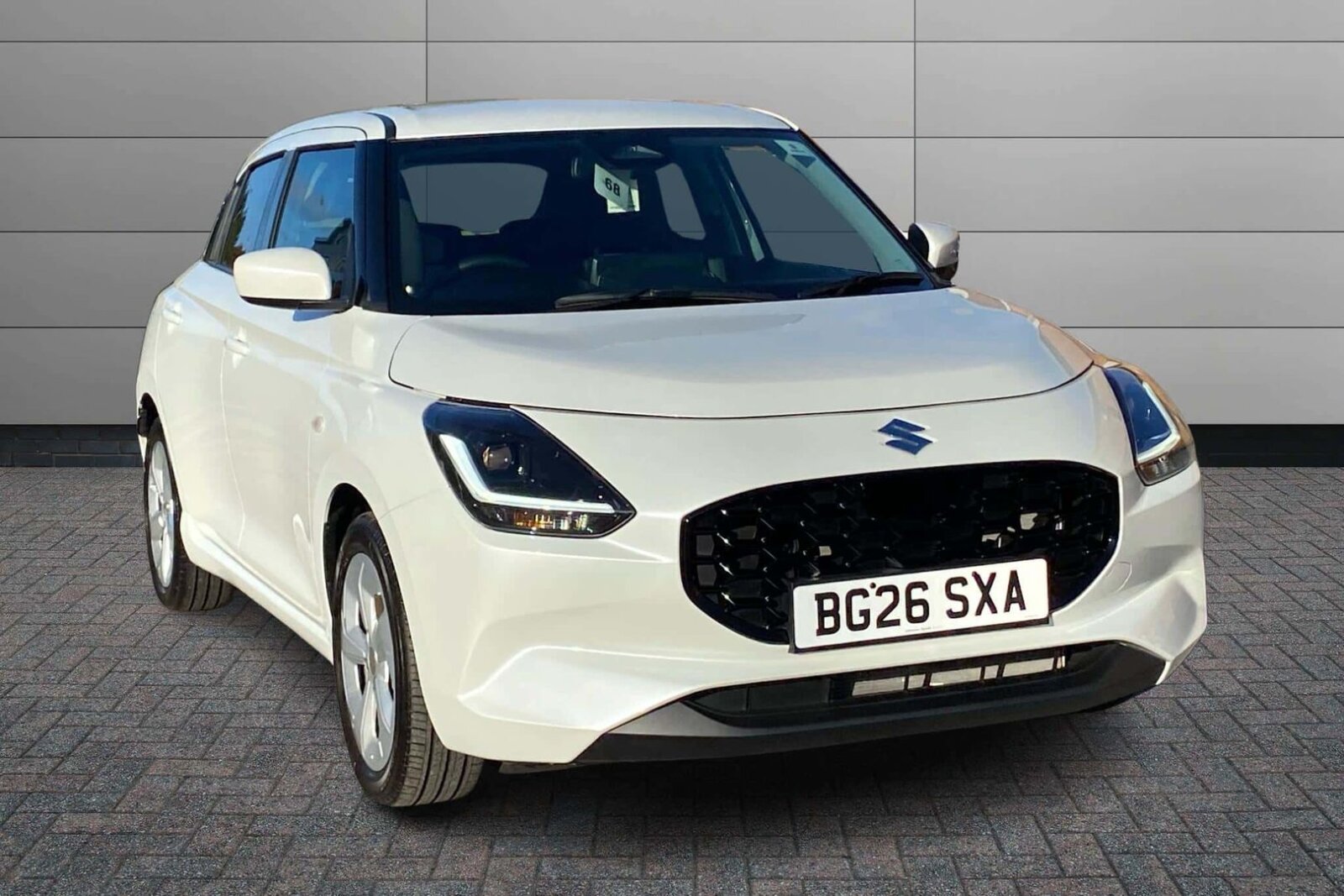 Main listing image - Suzuki Swift